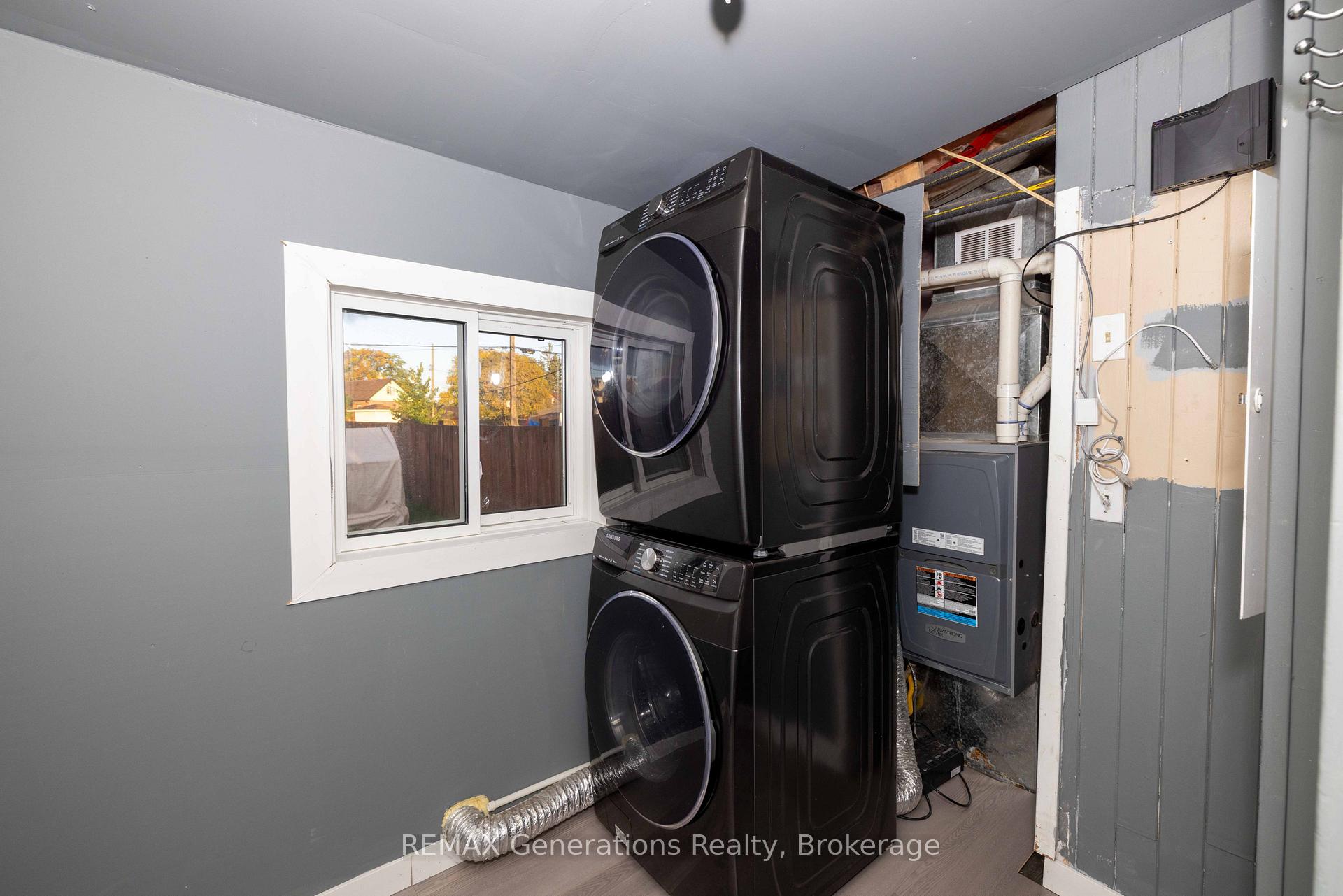 Photo 14 of 1021 Alexandra Street, Thunder Bay, East End — HOMEH