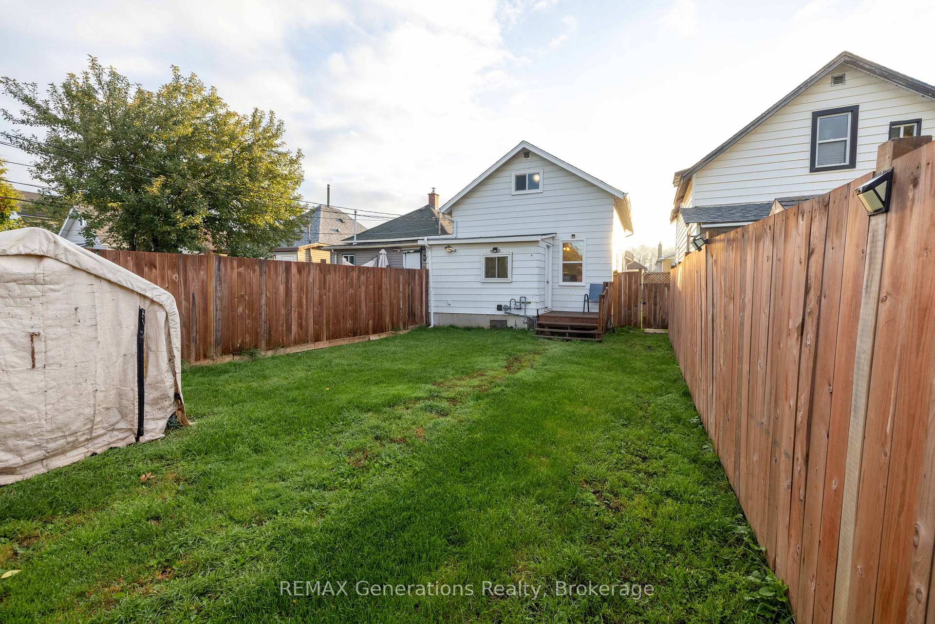 Photo 16 of 1021 Alexandra Street, Thunder Bay, East End — HOMEH