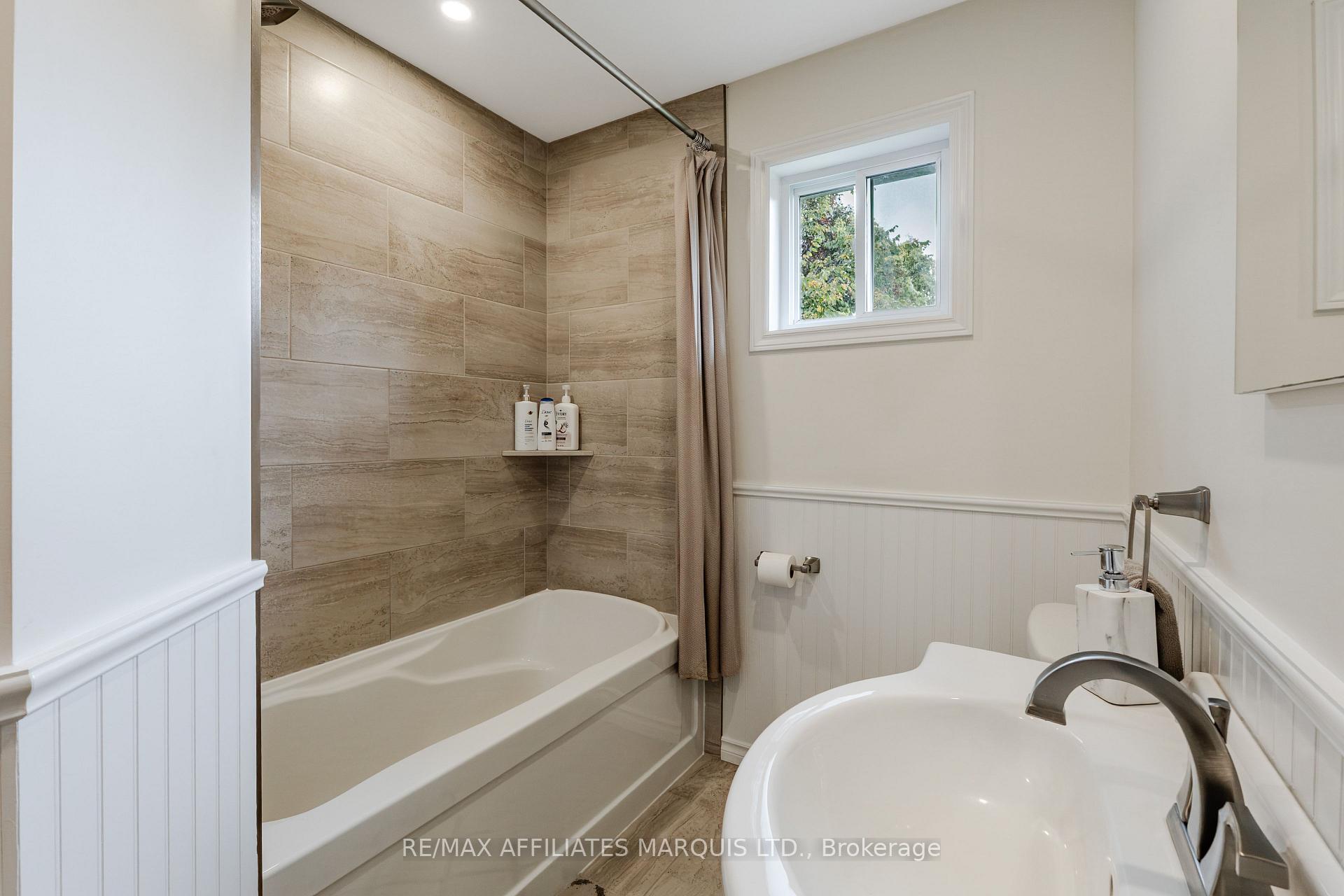 Photo 17 of 20251 Kenyon Conc Rd 1 Concession, North Glengarry, North Glengarry (Kenyon) Twp — HOMEH