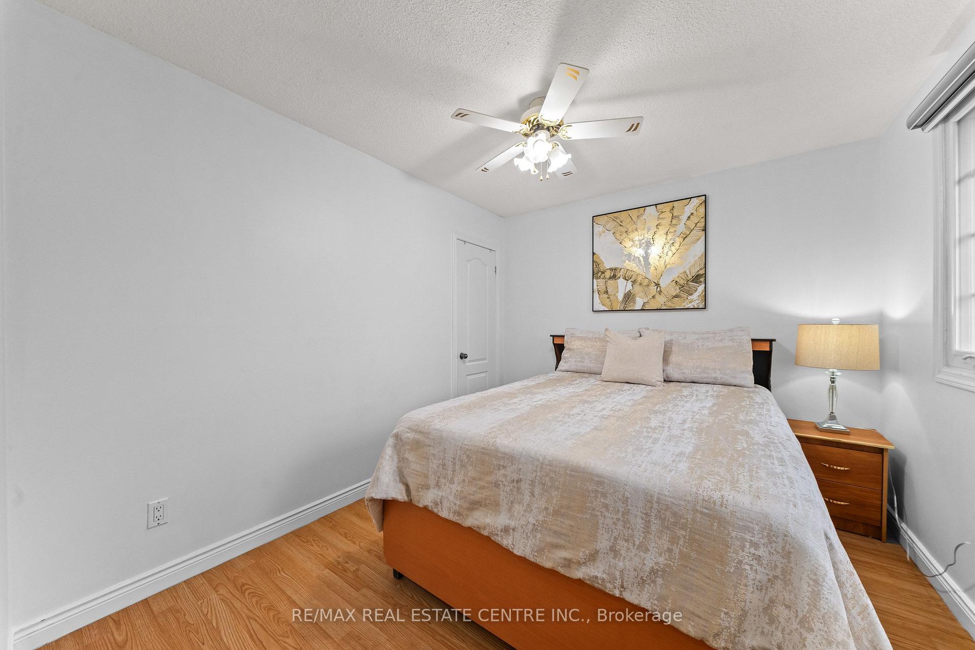 Photo 30 of 2 Hollyburn Court, Vaughan, West Woodbridge — HOMEH