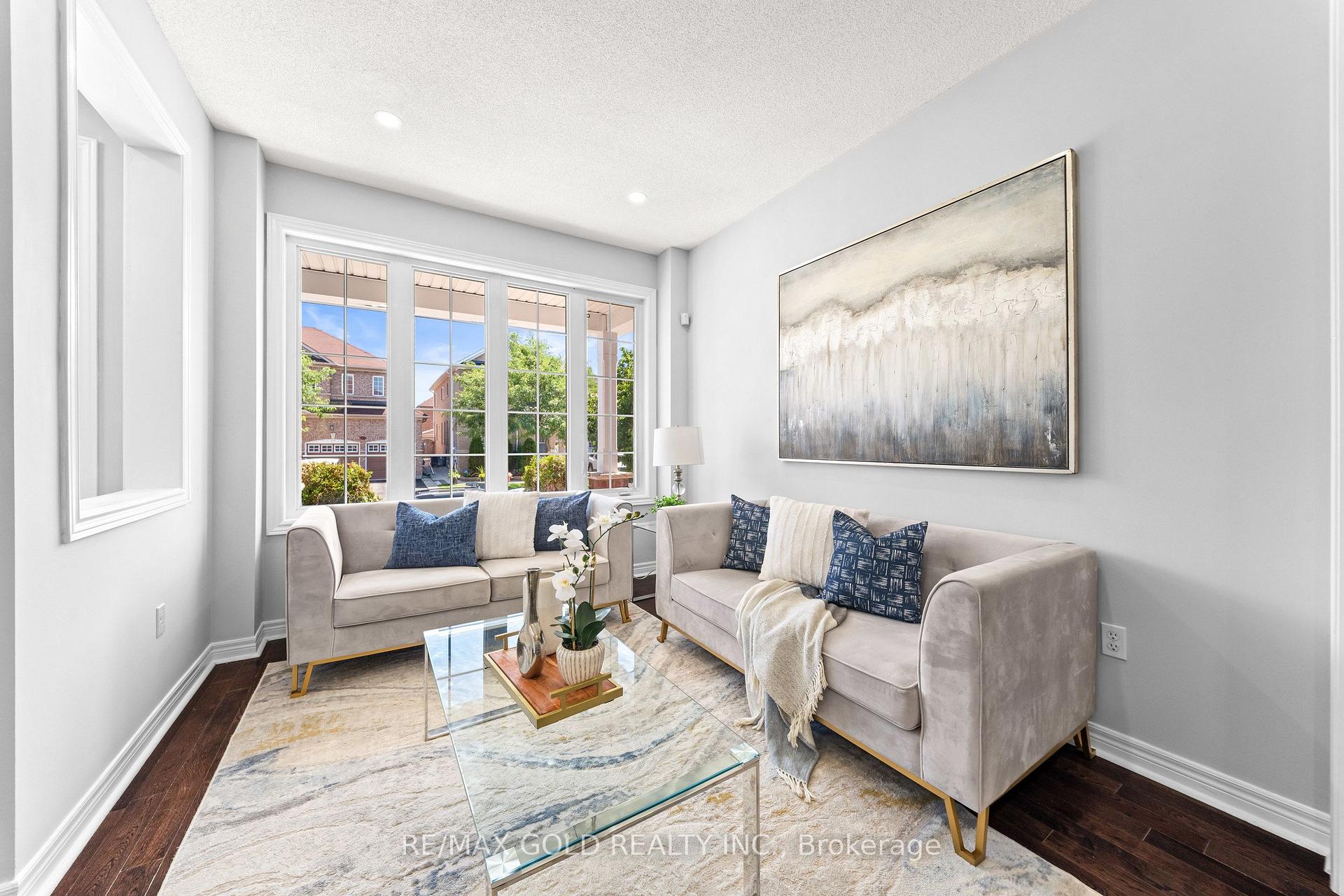 Photo 5 of 54 Blazing Star Drive, Brampton, Sandringham-Wellington — HOMEH