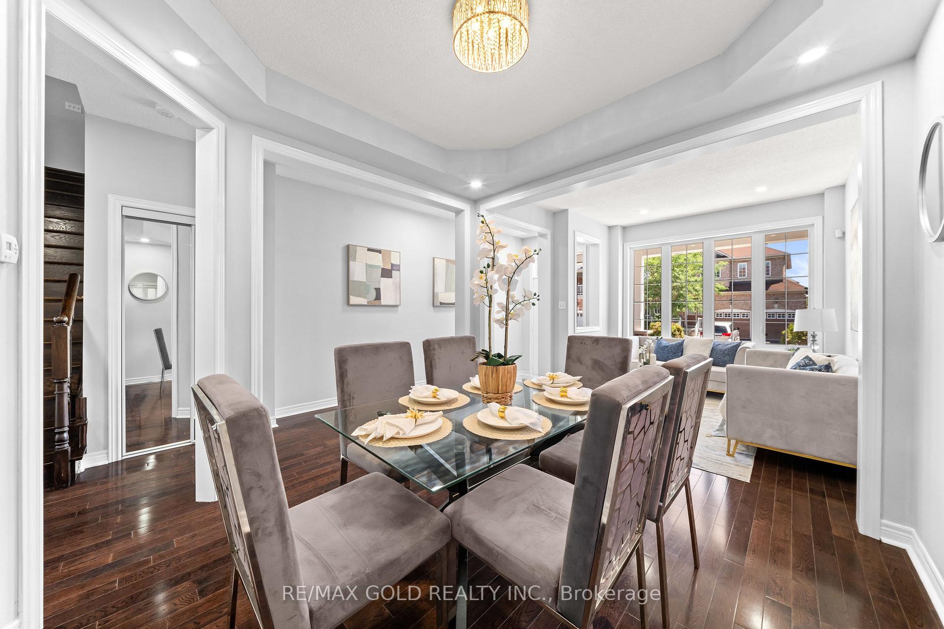Photo 9 of 54 Blazing Star Drive, Brampton, Sandringham-Wellington — HOMEH