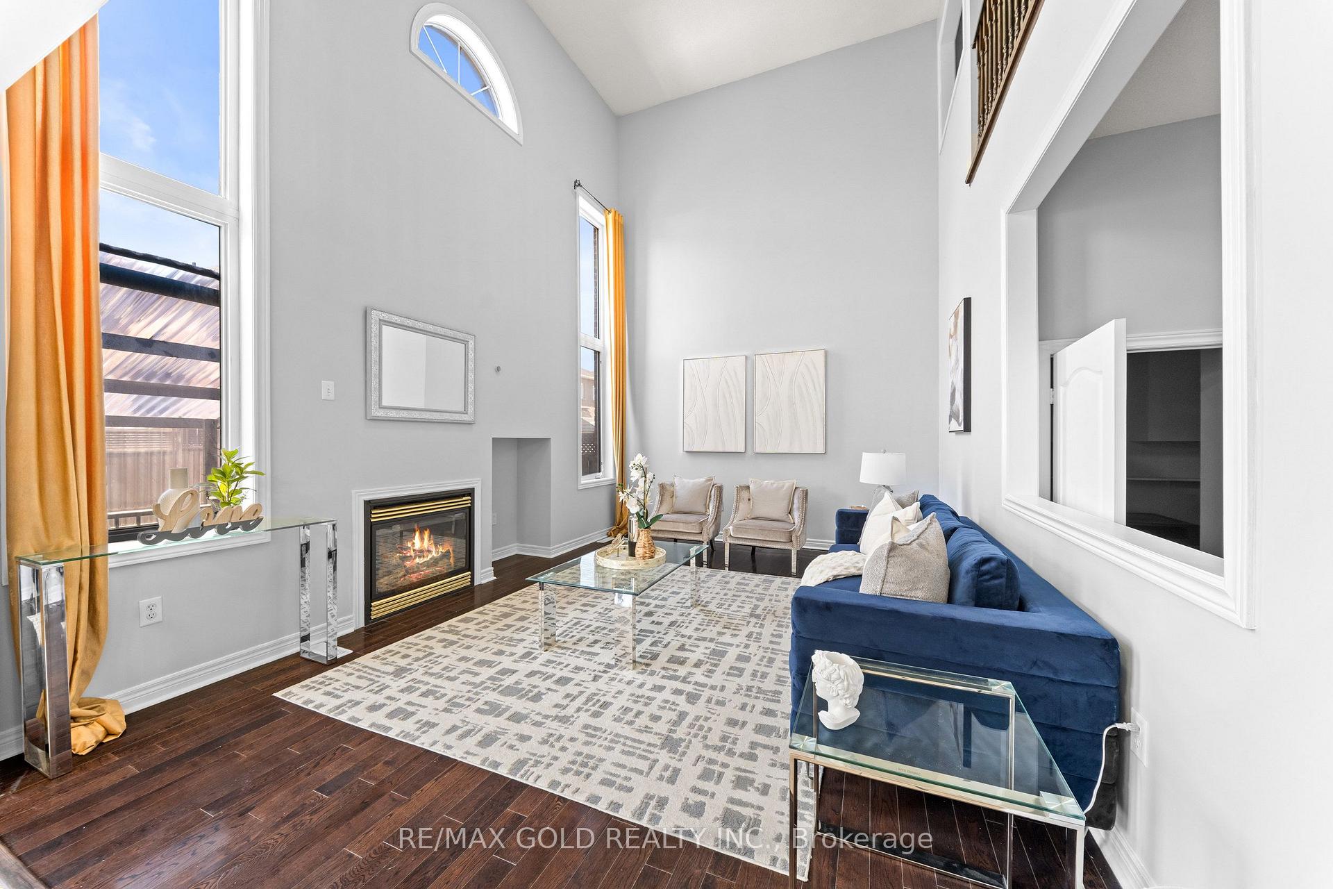 Photo 11 of 54 Blazing Star Drive, Brampton, Sandringham-Wellington — HOMEH
