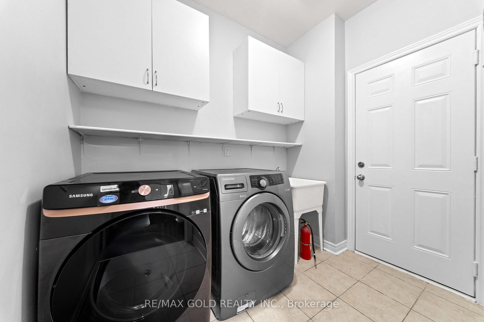 Photo 21 of 54 Blazing Star Drive, Brampton, Sandringham-Wellington — HOMEH