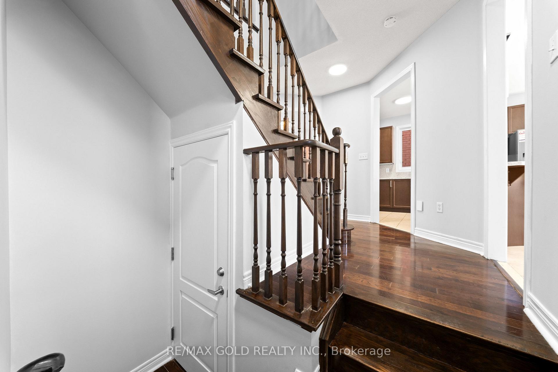 Photo 22 of 54 Blazing Star Drive, Brampton, Sandringham-Wellington — HOMEH