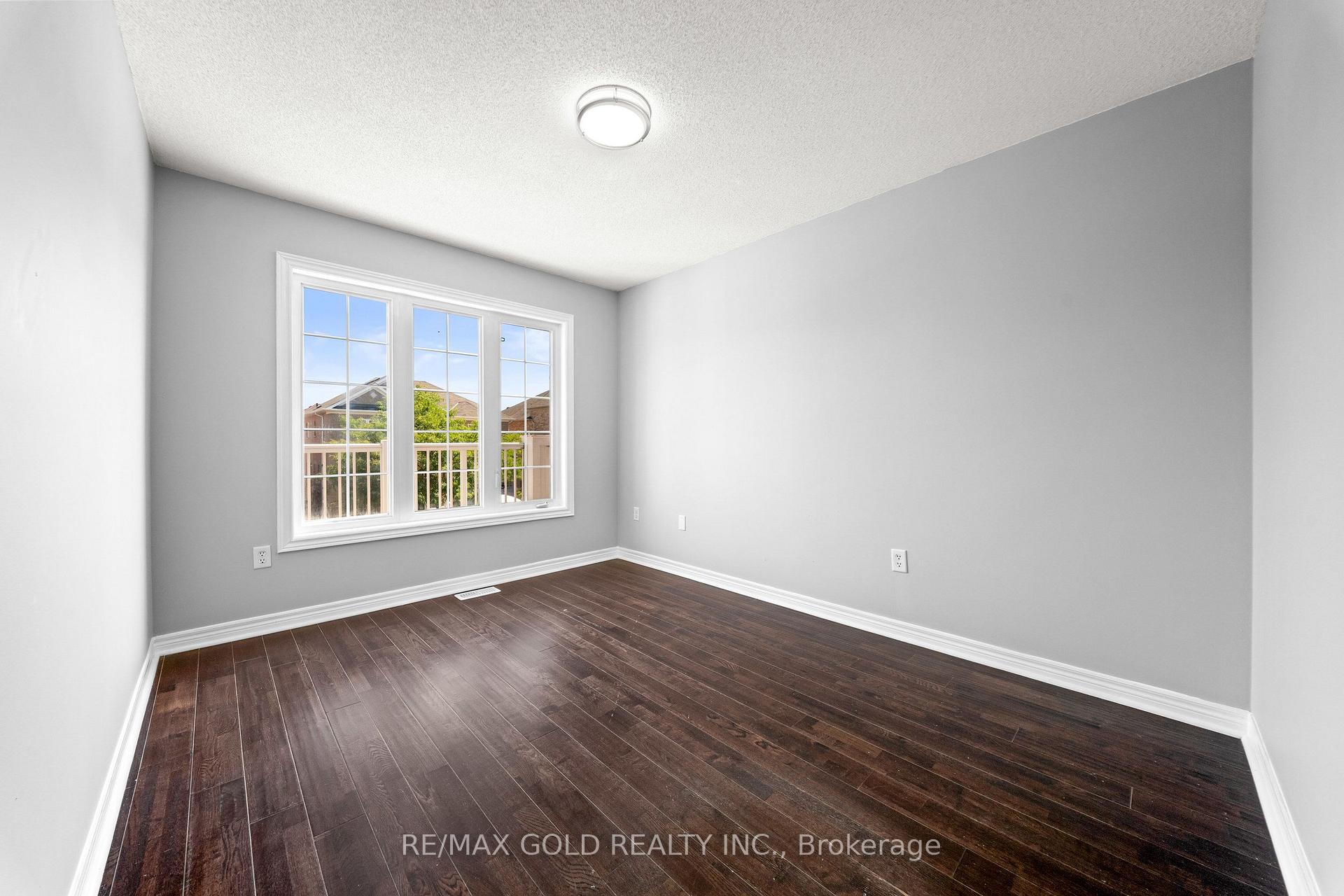 Photo 34 of 54 Blazing Star Drive, Brampton, Sandringham-Wellington — HOMEH