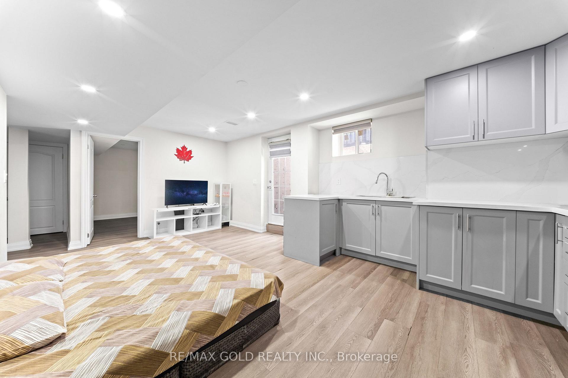 Photo 41 of 54 Blazing Star Drive, Brampton, Sandringham-Wellington — HOMEH