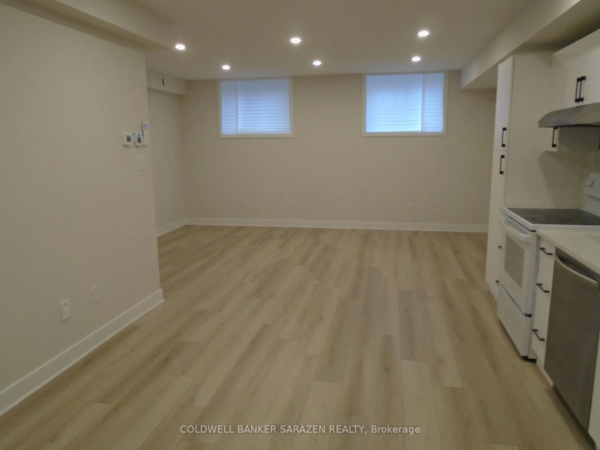 Photo 2 of Unit B, 279 Enclave Walk, Ottawa, Mer Bleue/Bradley Estates/Anderson Park — HOMEH