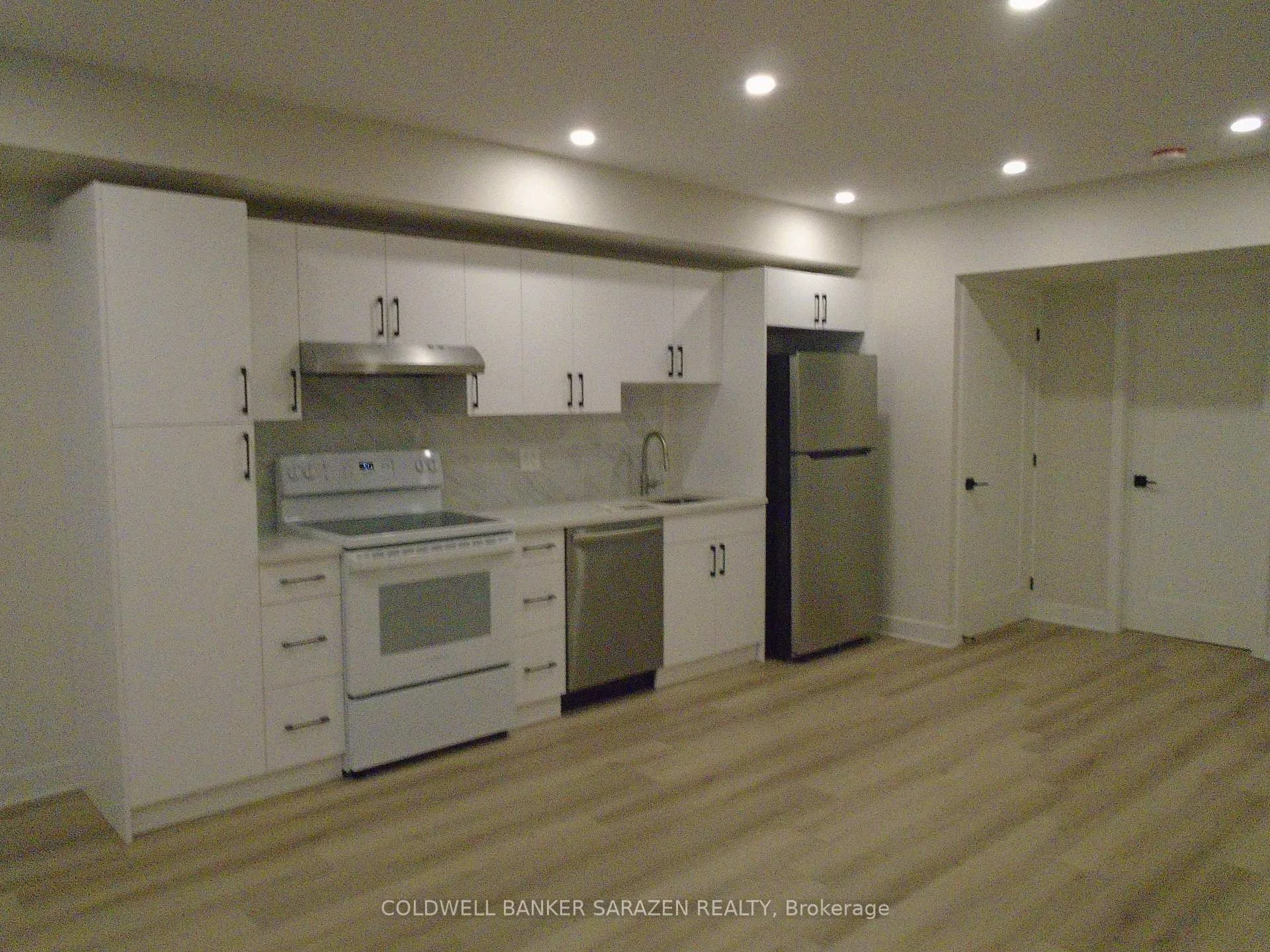 Photo 3 of Unit B, 279 Enclave Walk, Ottawa, Mer Bleue/Bradley Estates/Anderson Park — HOMEH
