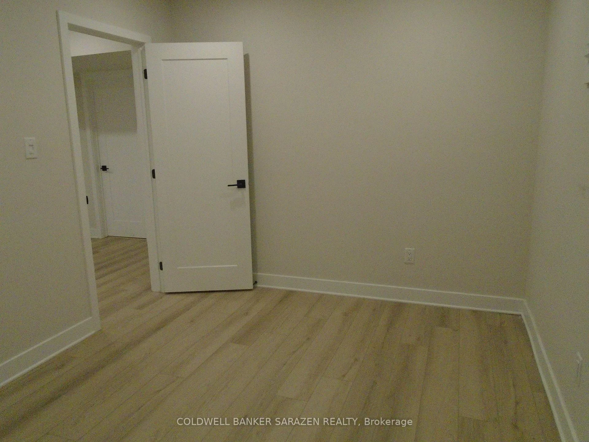 Photo 7 of Unit B, 279 Enclave Walk, Ottawa, Mer Bleue/Bradley Estates/Anderson Park — HOMEH