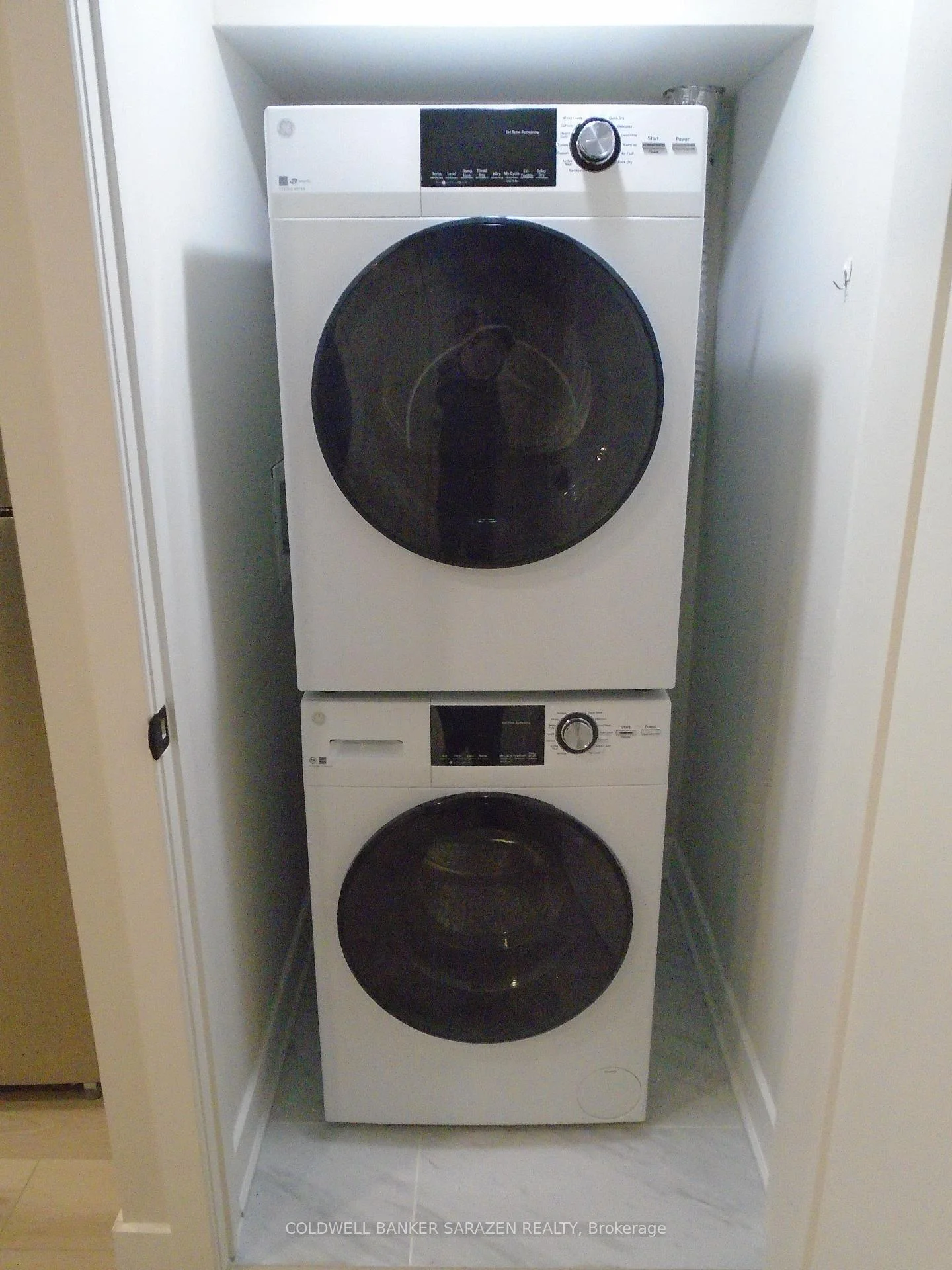 Photo 11 of Unit B, 279 Enclave Walk, Ottawa, Mer Bleue/Bradley Estates/Anderson Park — HOMEH
