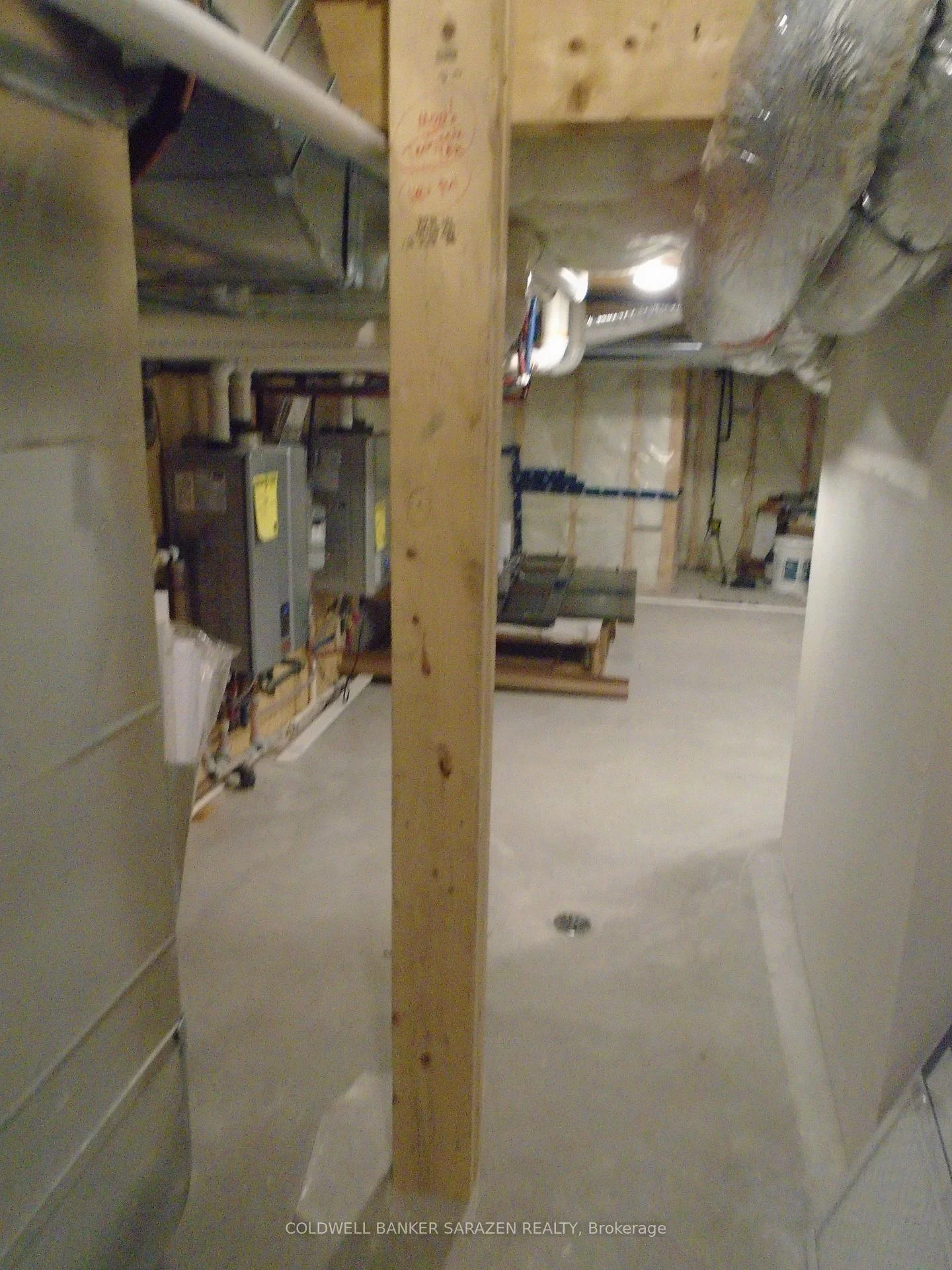 Photo 13 of Unit B, 279 Enclave Walk, Ottawa, Mer Bleue/Bradley Estates/Anderson Park — HOMEH