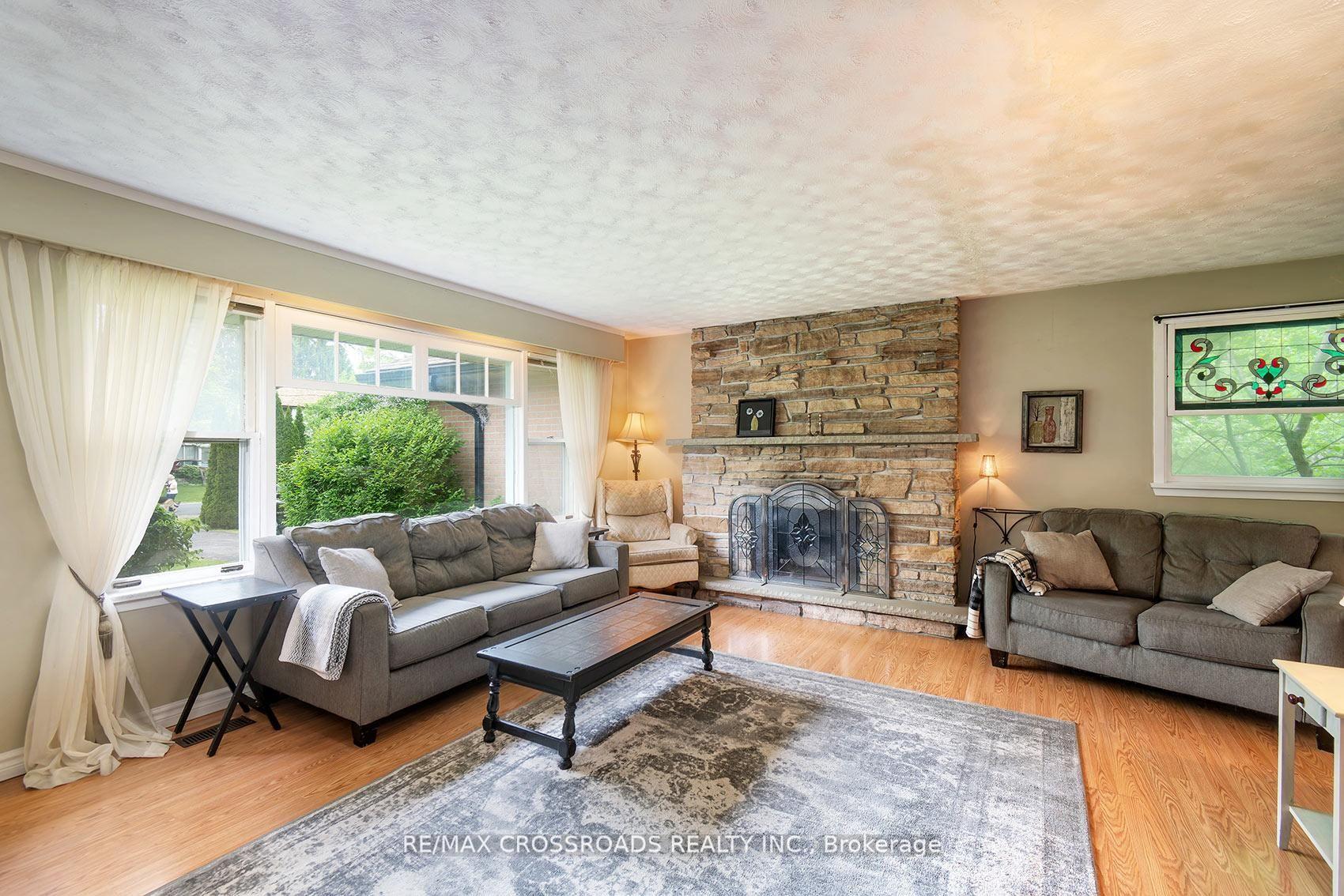 Photo 8 of 19 Orchard Avenue, Cobourg — HOMEH