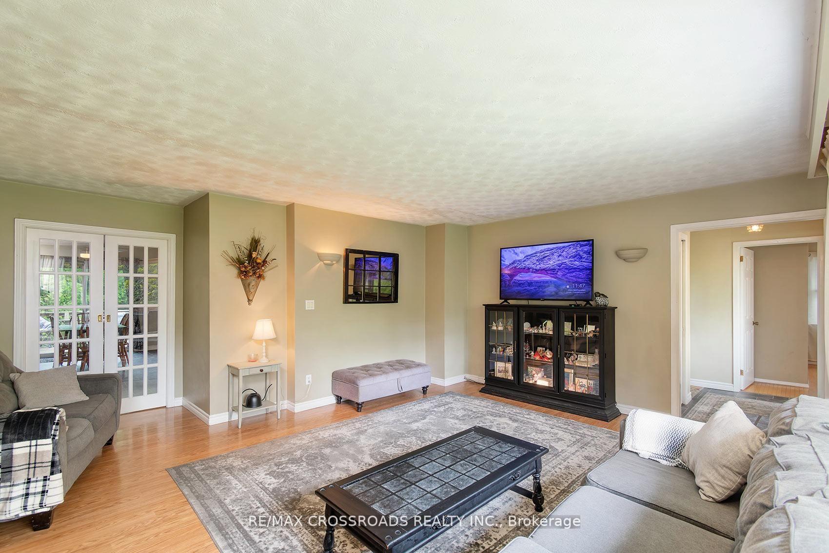 Photo 9 of 19 Orchard Avenue, Cobourg — HOMEH