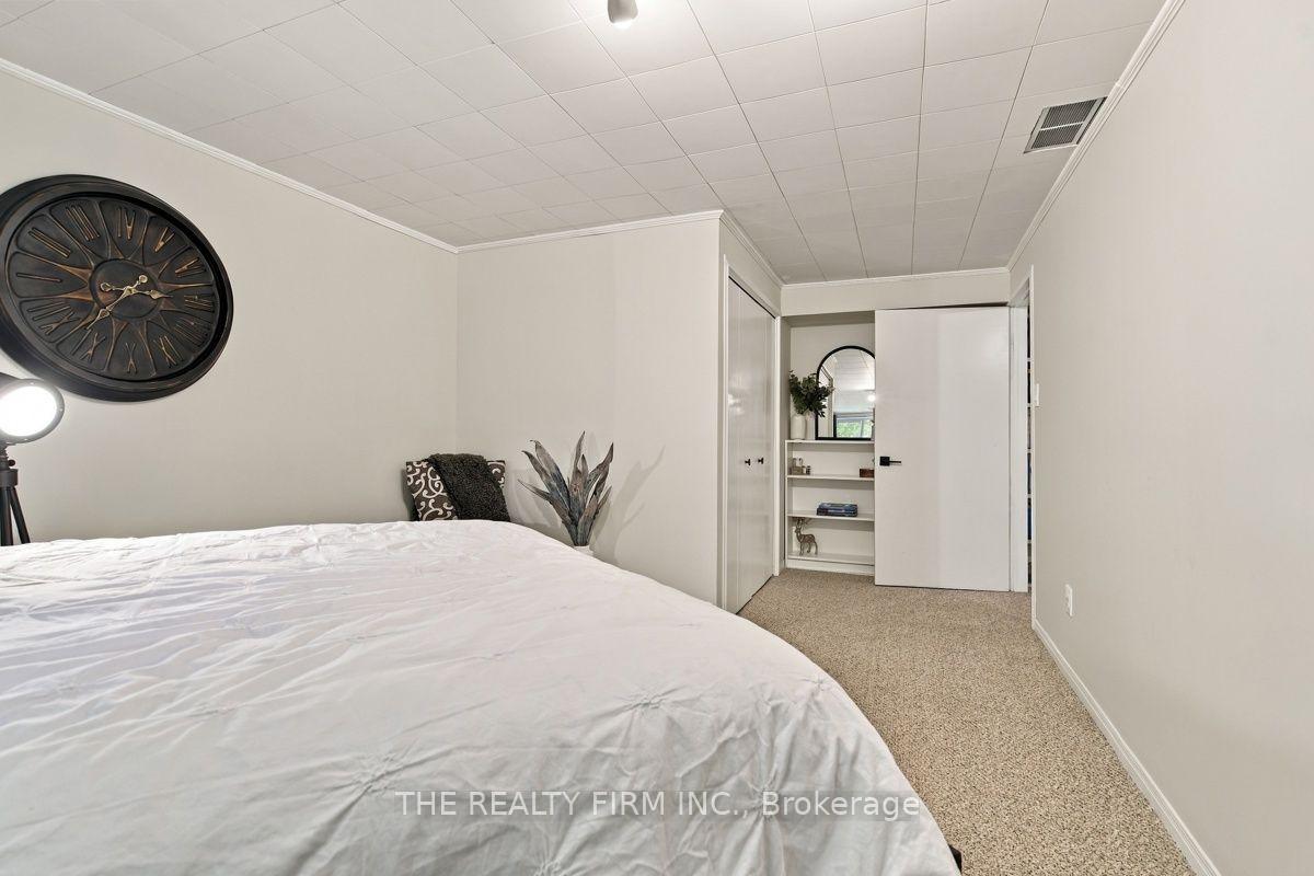 Photo 28 of 11 Somerset Crescent, London, South K — HOMEH
