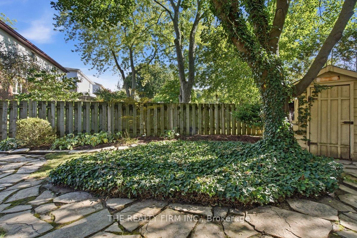 Photo 41 of 11 Somerset Crescent, London, South K — HOMEH