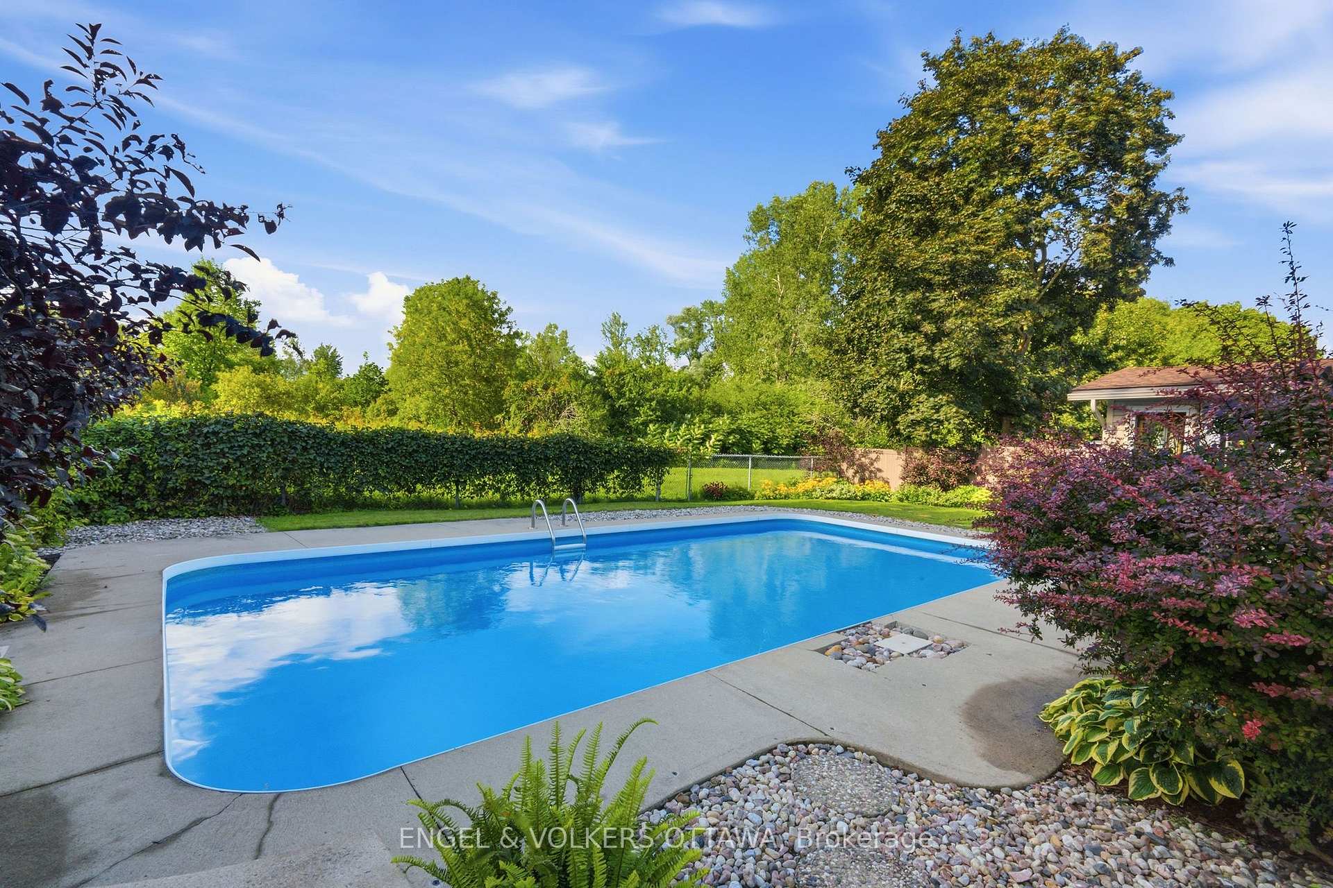 Photo 2 of 885 Plante Drive, Ottawa, Hunt Club/Western Community — HOMEH