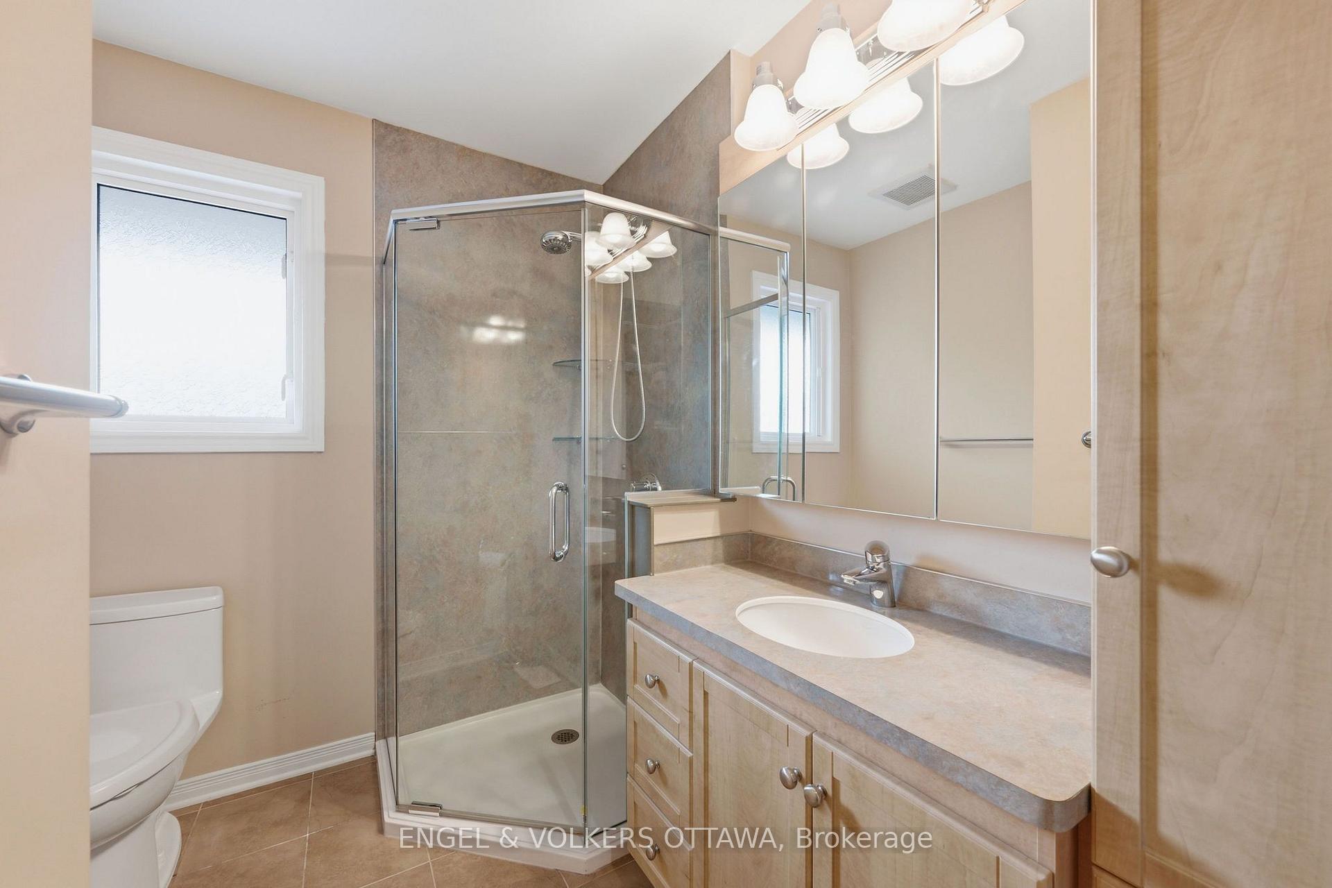Photo 22 of 885 Plante Drive, Ottawa, Hunt Club/Western Community — HOMEH
