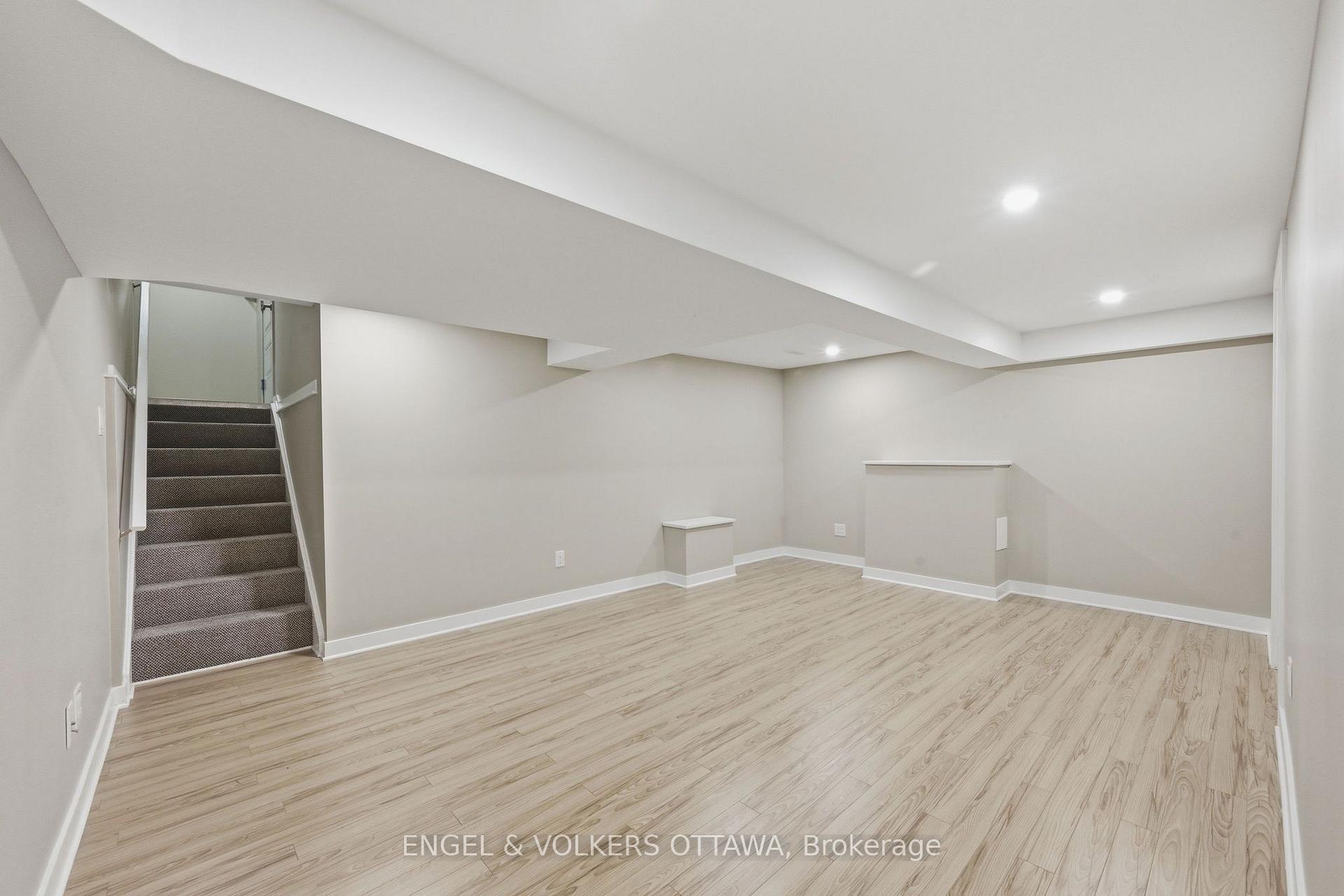 Photo 37 of 885 Plante Drive, Ottawa, Hunt Club/Western Community — HOMEH