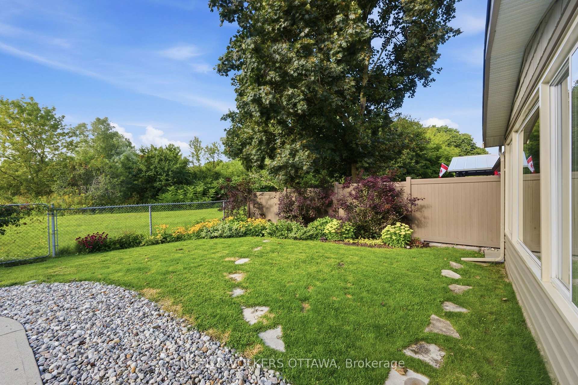Photo 43 of 885 Plante Drive, Ottawa, Hunt Club/Western Community — HOMEH