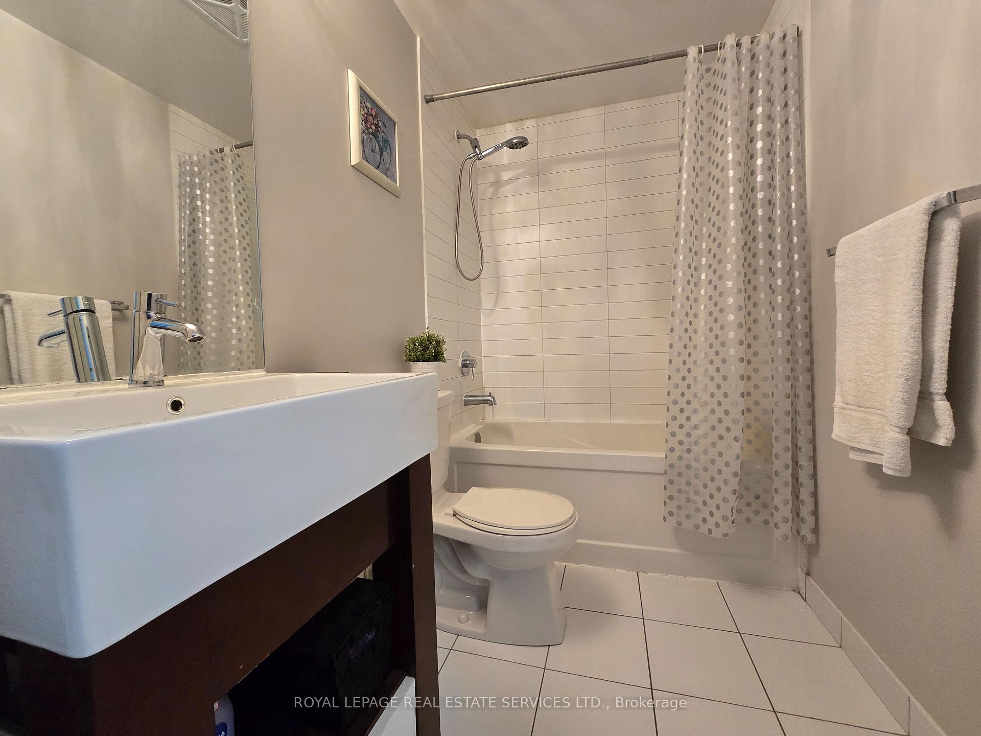 Photo 16 of Unit 601, 840 Queens Plate Drive, Etobicoke, West Humber-Clairville — HOMEH