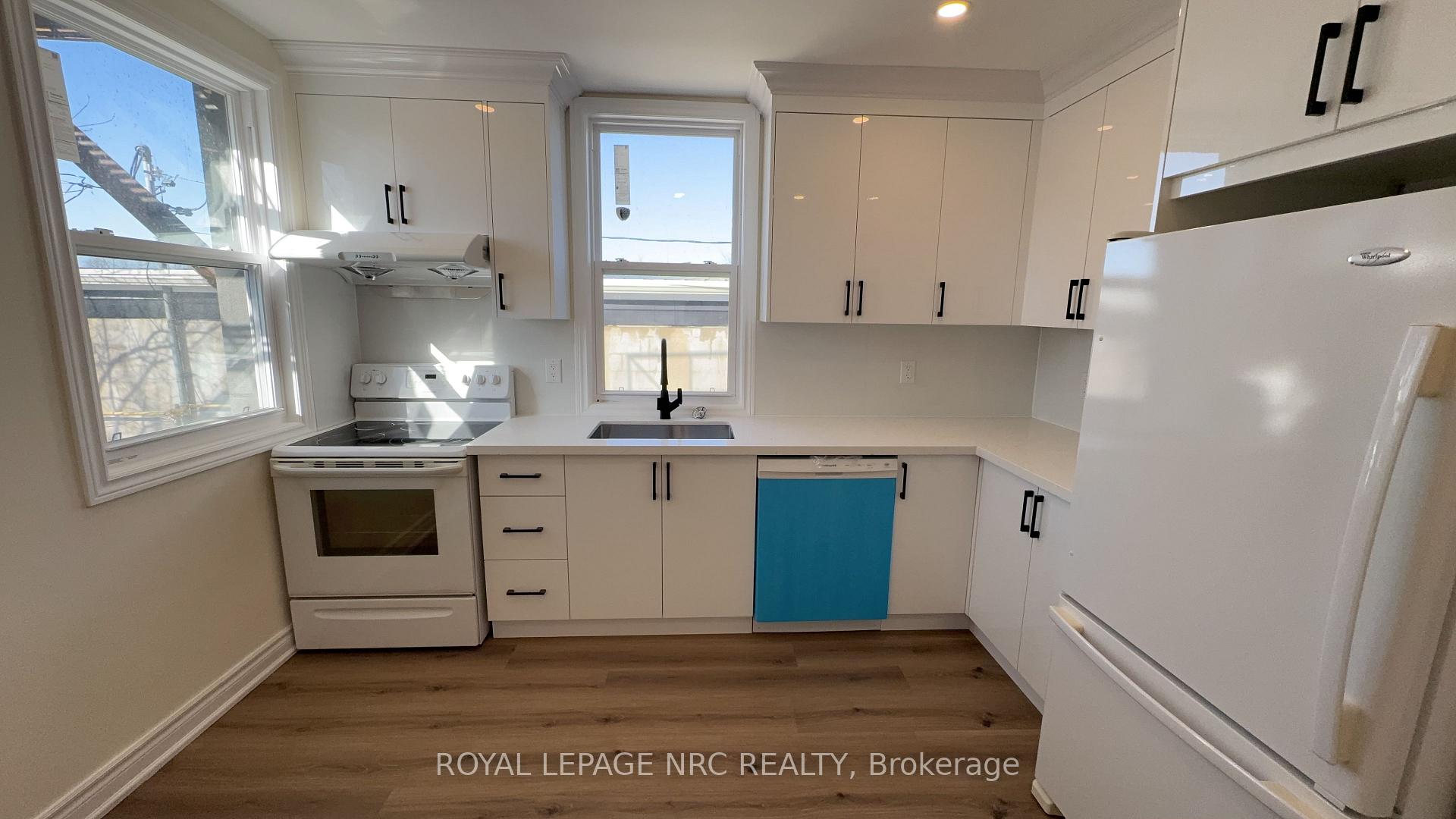 Photo 12 of 4677 Crysler Avenue, Niagara Falls, Downtown — HOMEH