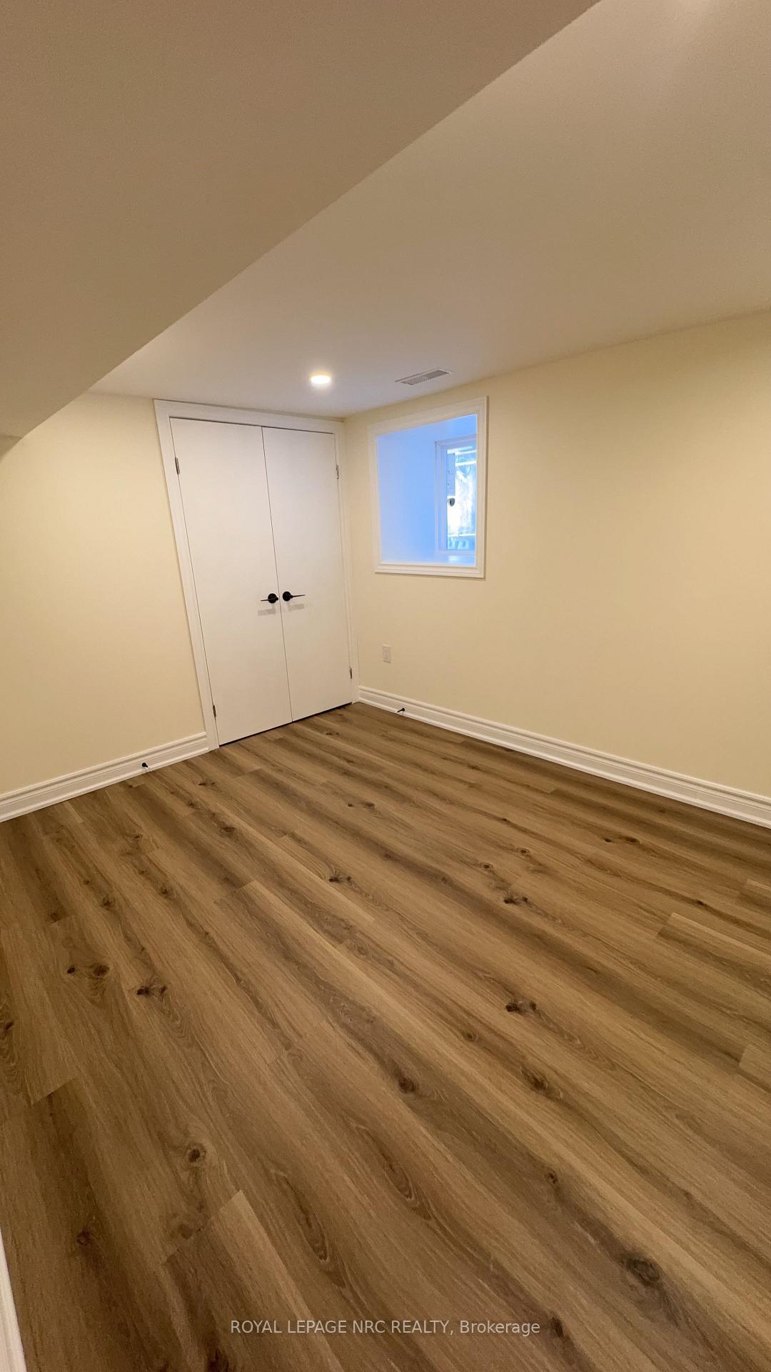 Photo 19 of 4677 Crysler Avenue, Niagara Falls, Downtown — HOMEH