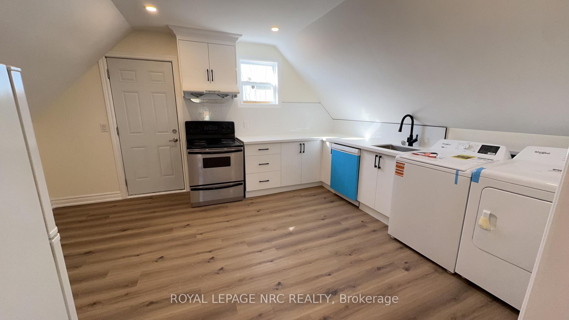 Photo 35 of 4677 Crysler Avenue, Niagara Falls, Downtown — HOMEH