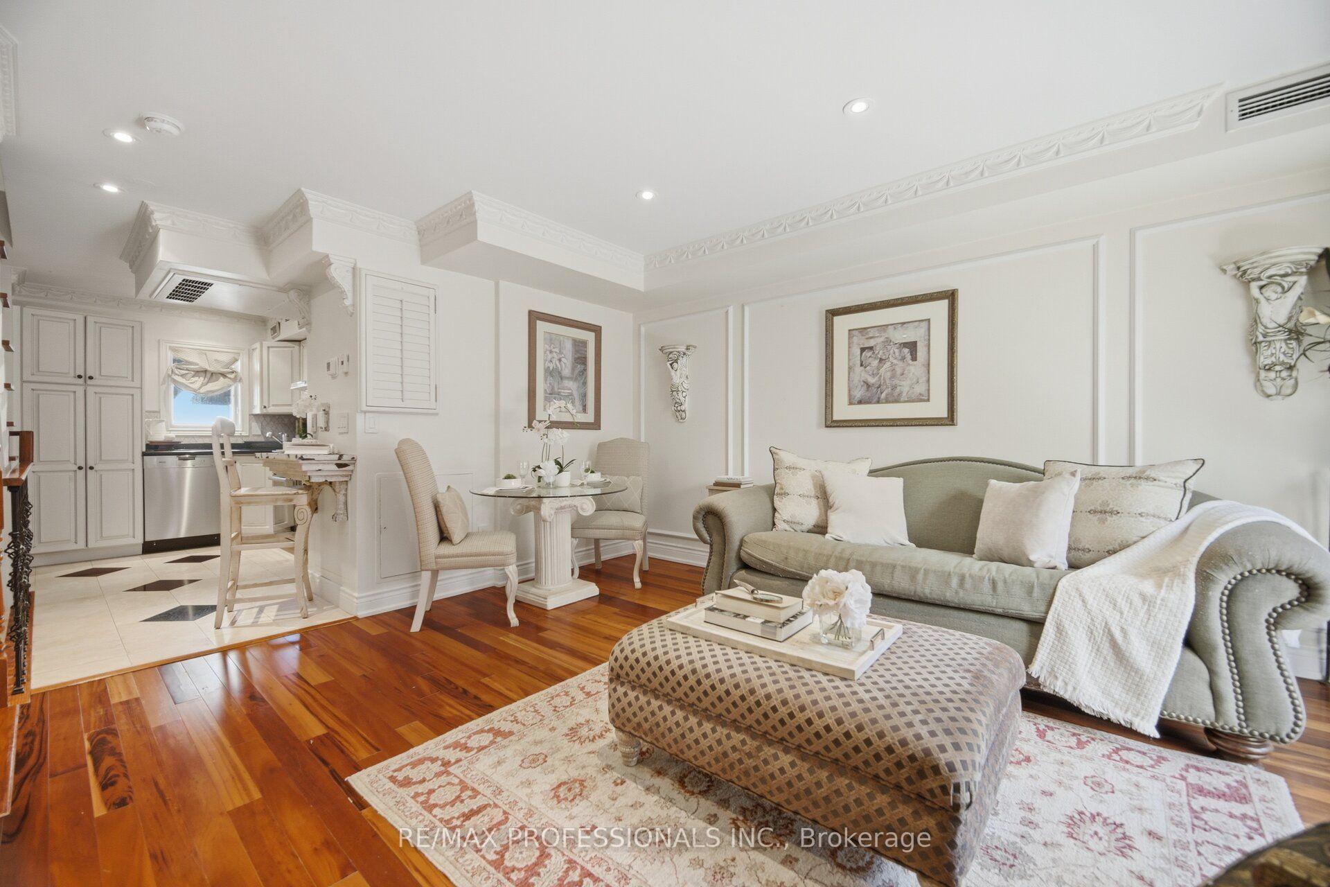 Photo 10 of Unit 10, 228 St George Street, Toronto, The Annex — HOMEH