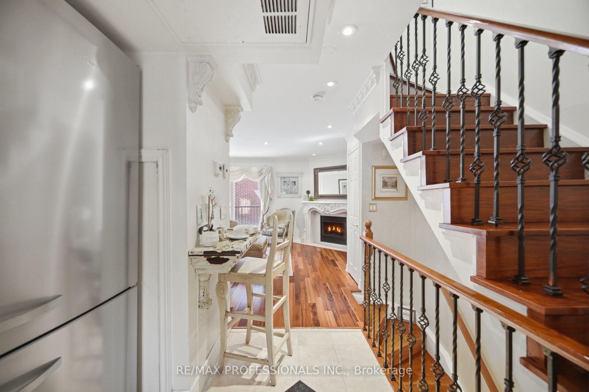 Photo 15 of Unit 10, 228 St George Street, Toronto, The Annex — HOMEH