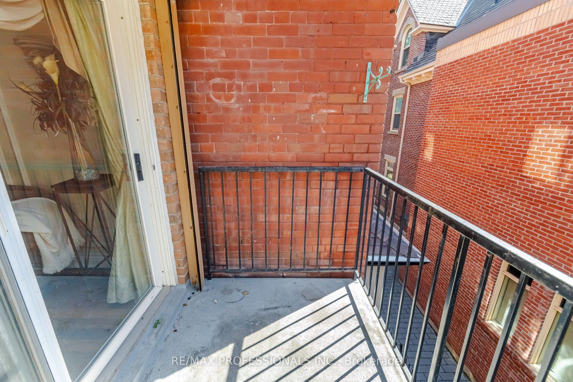 Photo 34 of Unit 10, 228 St George Street, Toronto, The Annex — HOMEH