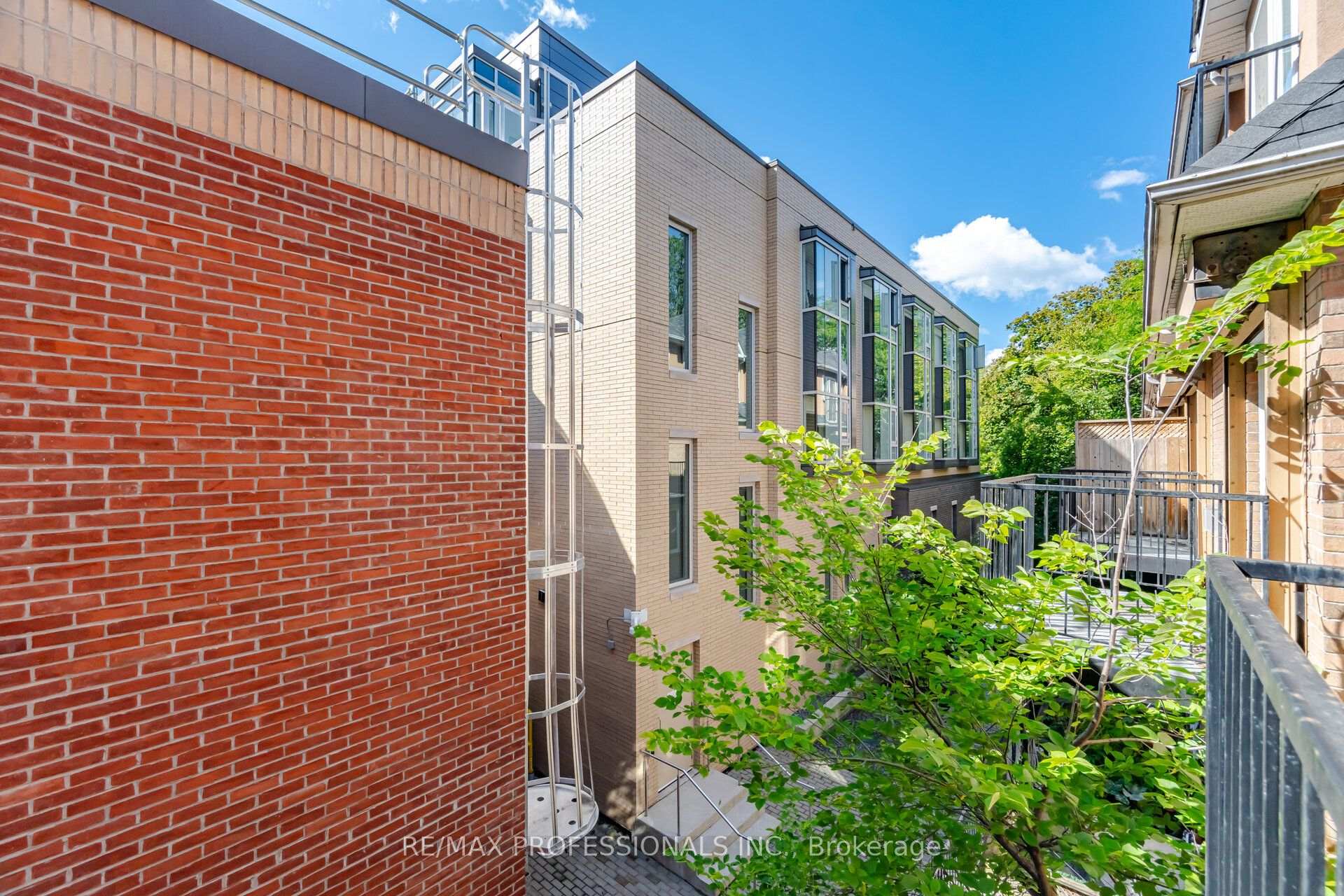 Photo 35 of Unit 10, 228 St George Street, Toronto, The Annex — HOMEH