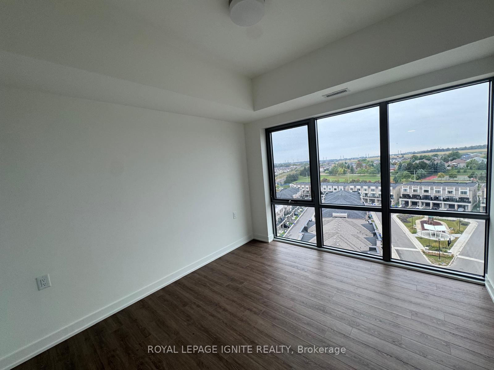 Photo 10 of Unit 1018, 51 Clarington Boulevard, Clarington, Bowmanville — HOMEH