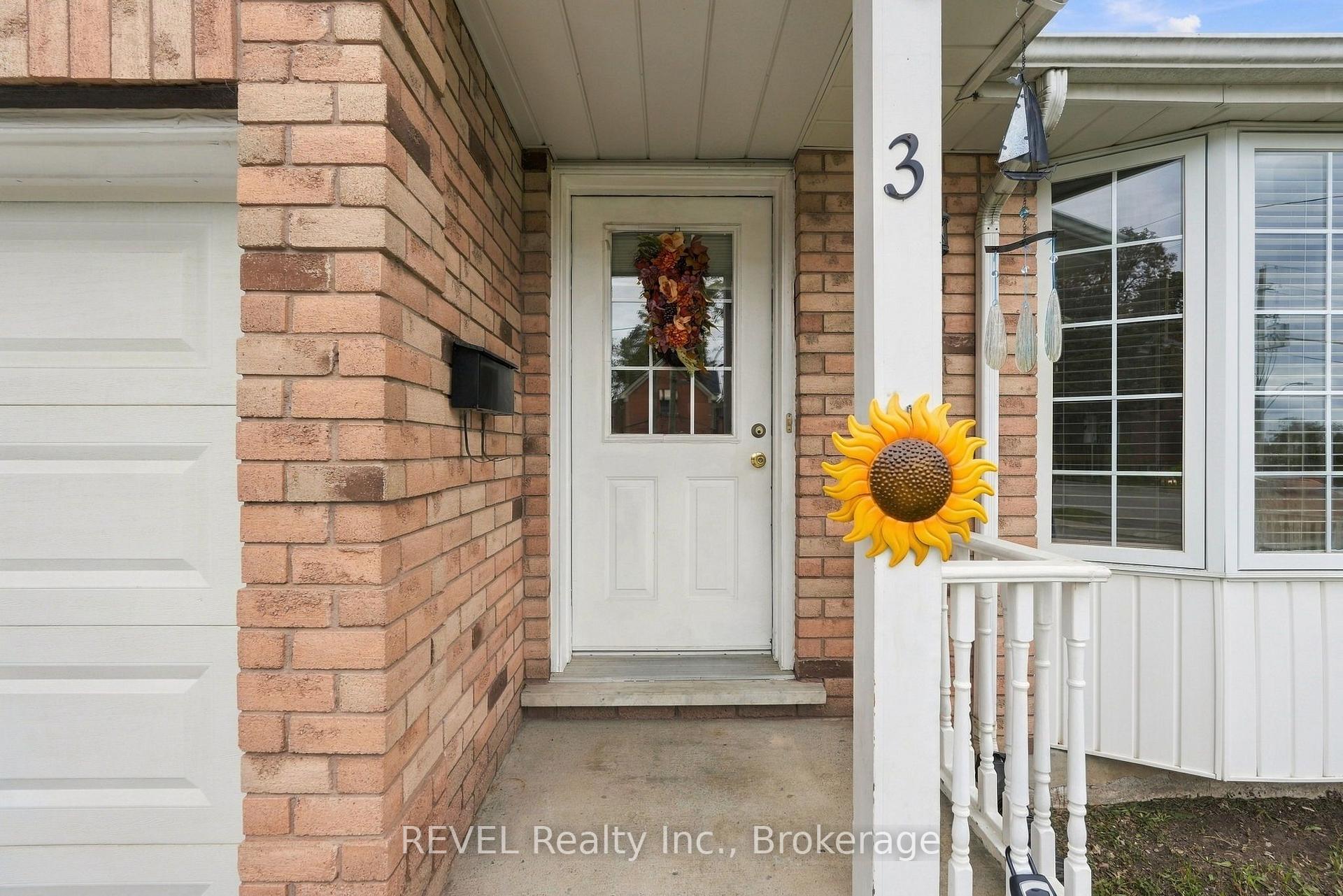 Photo 2 of 3 Ormond Street N, Thorold, Thorold Downtown — HOMEH