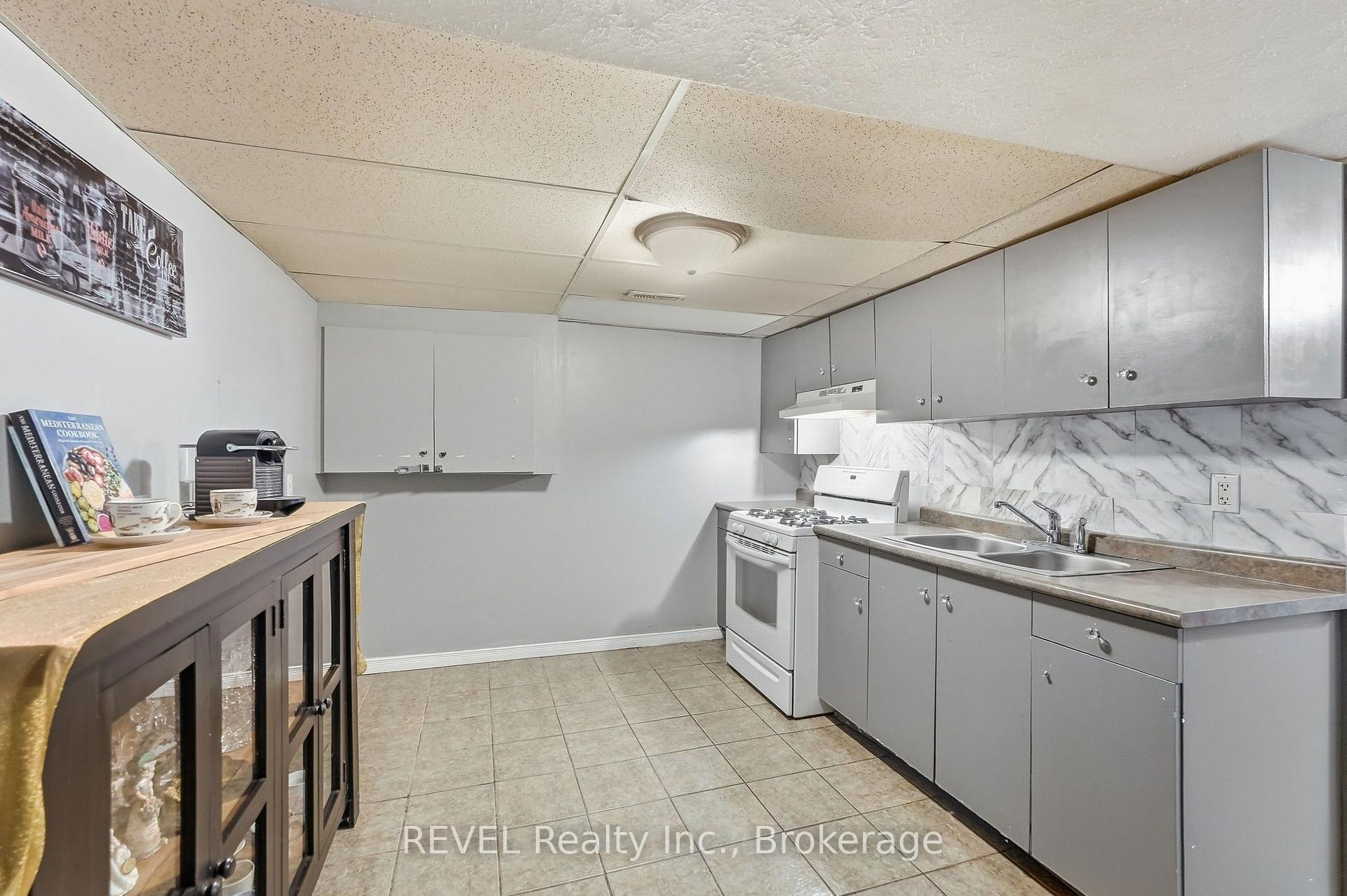 Photo 31 of 3 Ormond Street N, Thorold, Thorold Downtown — HOMEH