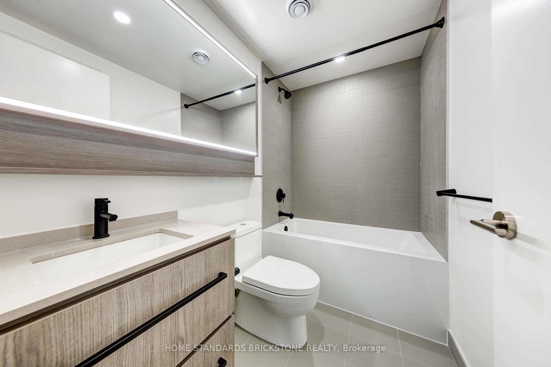 Photo 13 of Unit 309, 425 Front Street E, Toronto, Waterfront Communities — HOMEH