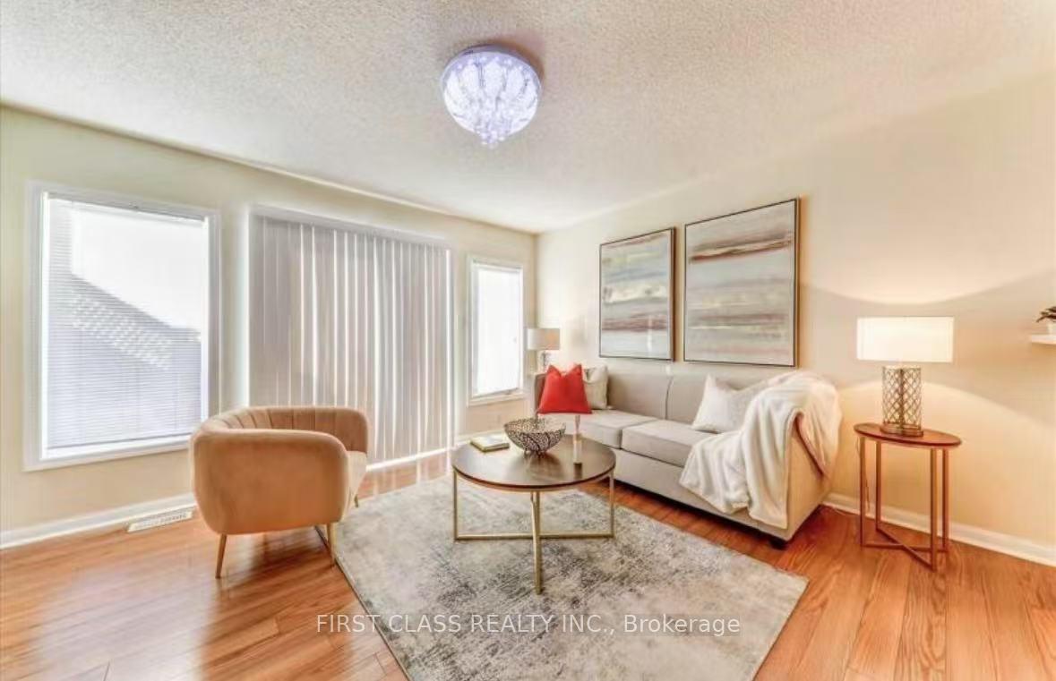 Photo 11 of 45 Cheetah Crescent, Scarborough, Rouge — HOMEH