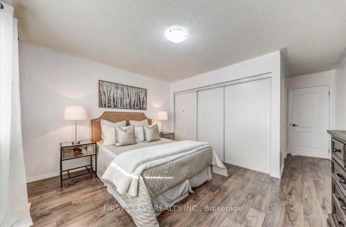 Photo 15 of 45 Cheetah Crescent, Scarborough, Rouge — HOMEH