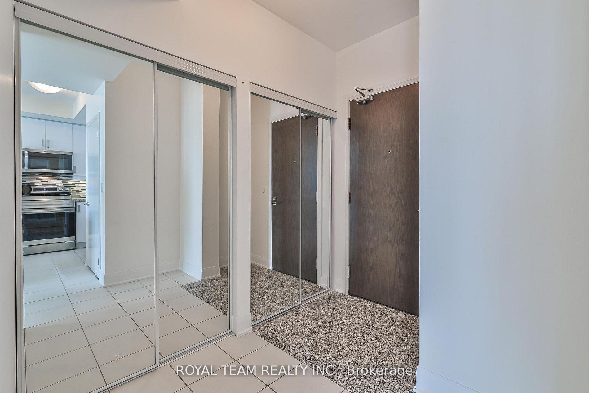 Photo 6 of Unit 3405, 2900 Highway 7, Vaughan, Concord — HOMEH