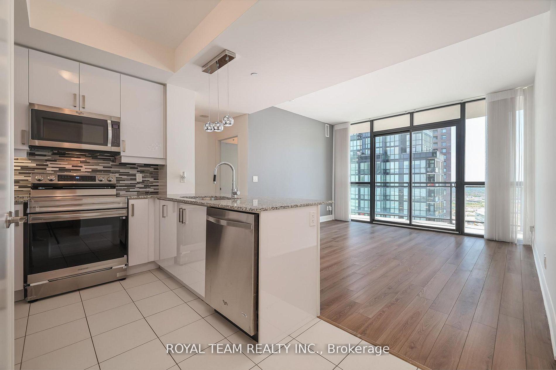 Photo 8 of Unit 3405, 2900 Highway 7, Vaughan, Concord — HOMEH