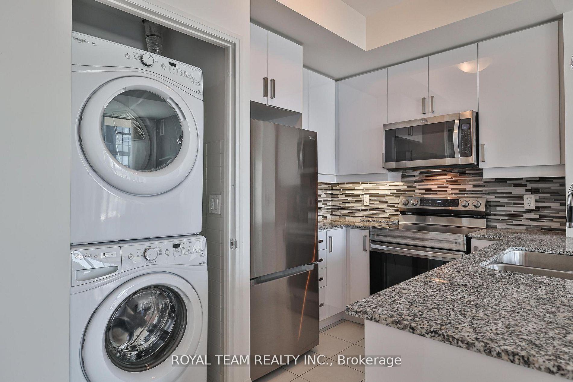 Photo 9 of Unit 3405, 2900 Highway 7, Vaughan, Concord — HOMEH
