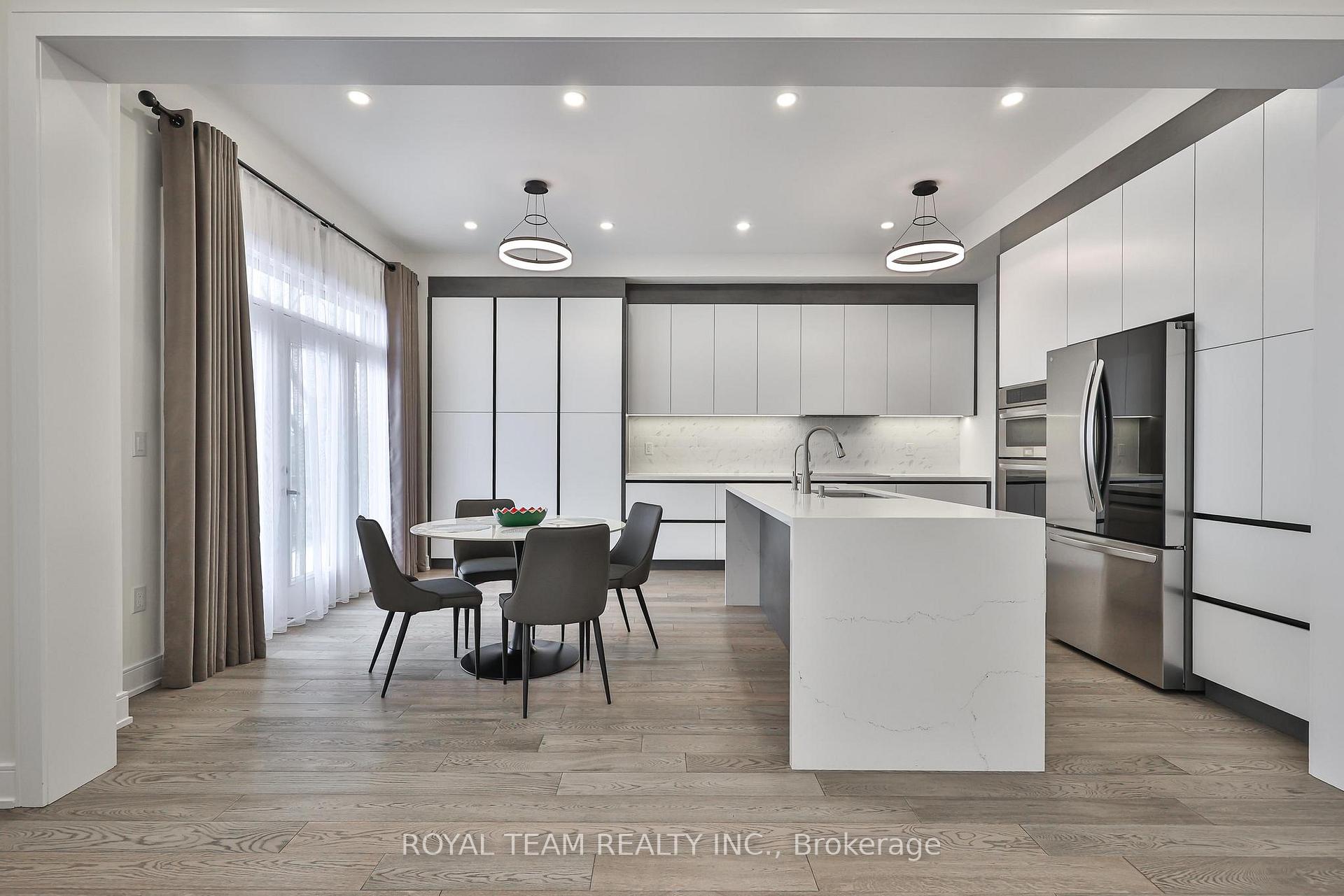 Photo 6 of 1361 Blackmore Street, Innisfil, Alcona — HOMEH