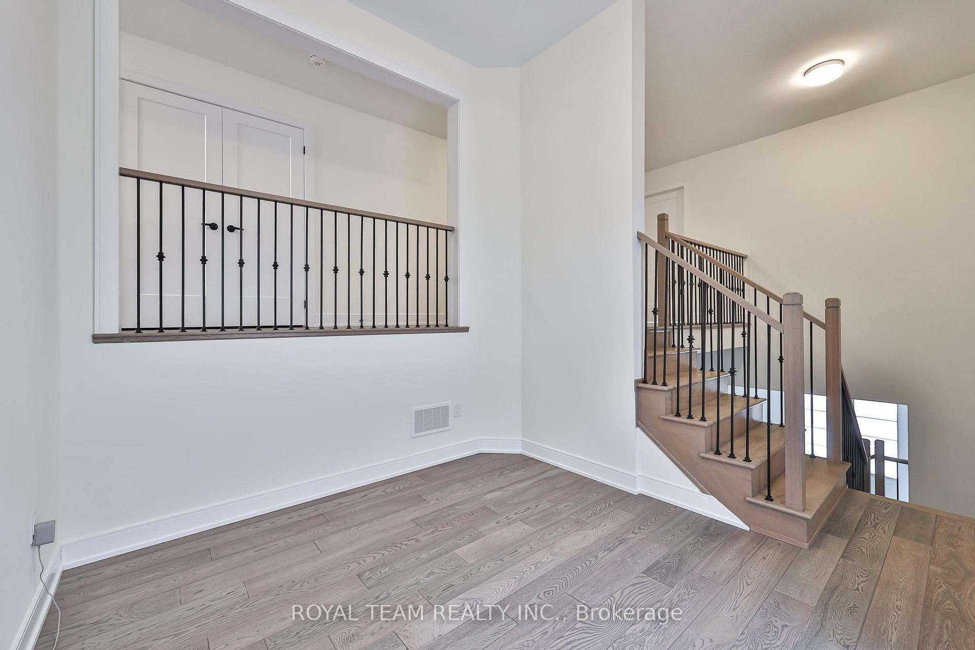 Photo 18 of 1361 Blackmore Street, Innisfil, Alcona — HOMEH
