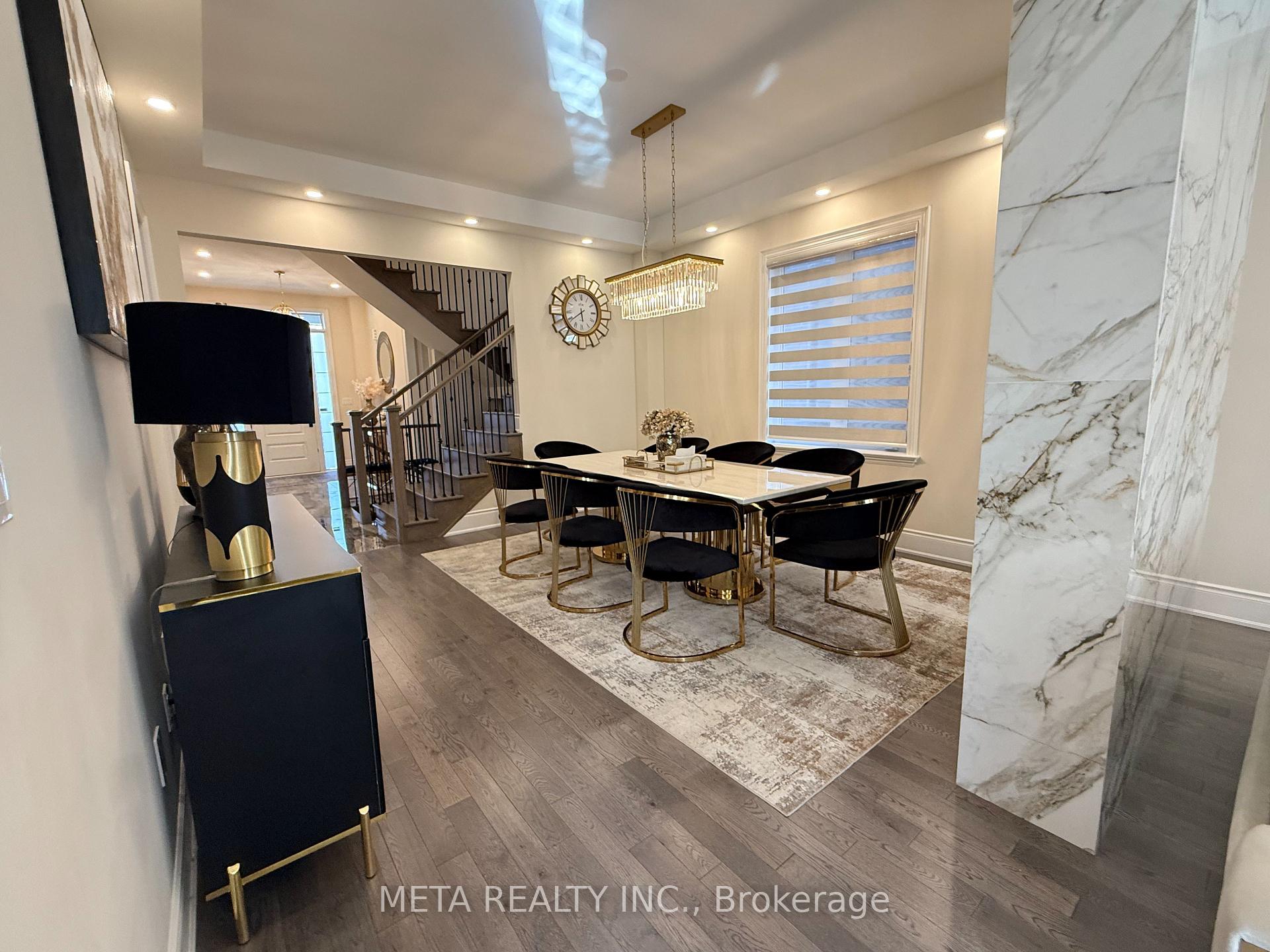 Photo 5 of 1246 Pondside Trail, Oakville, Glen Abbey — HOMEH