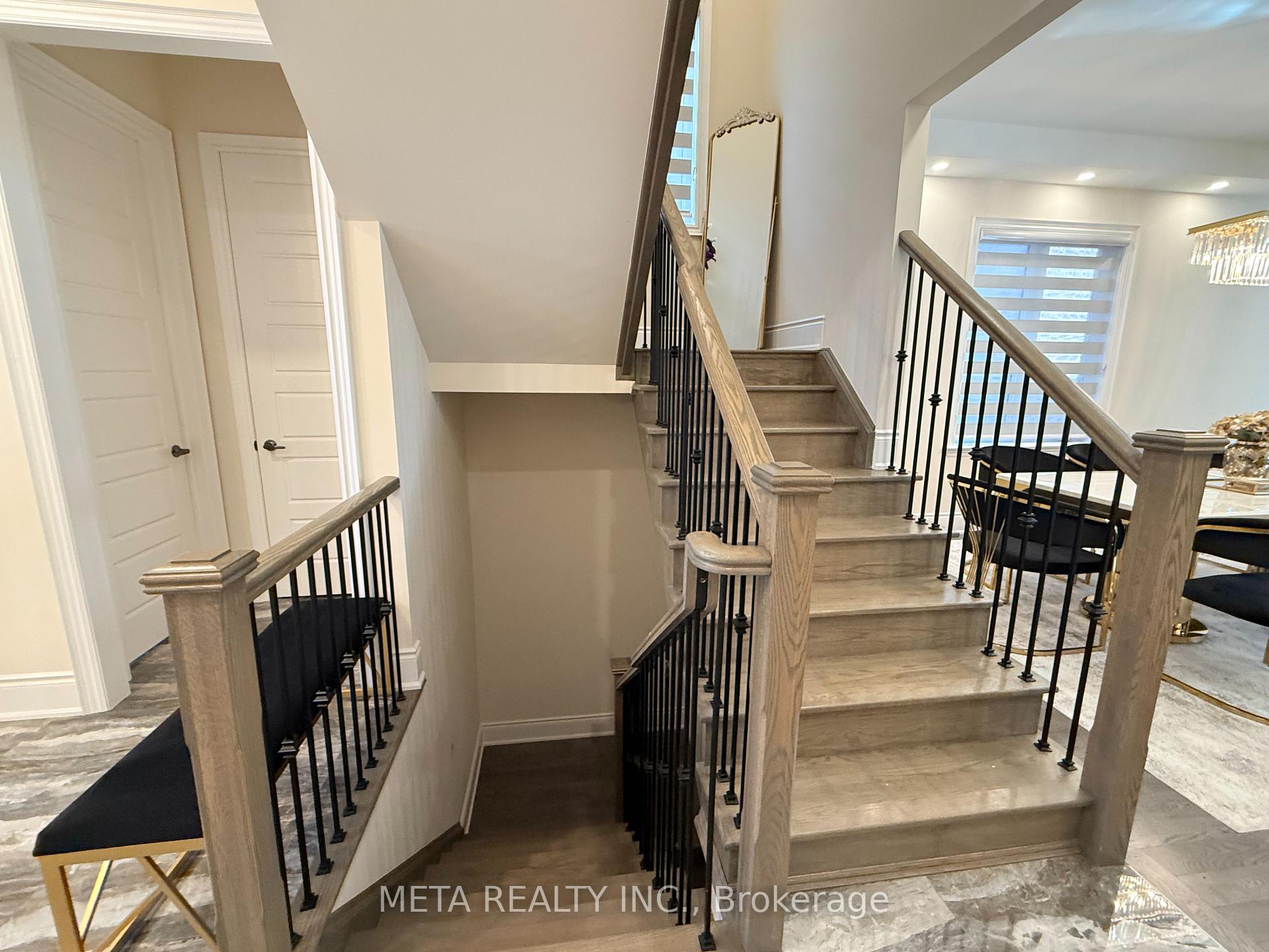 Photo 8 of 1246 Pondside Trail, Oakville, Glen Abbey — HOMEH
