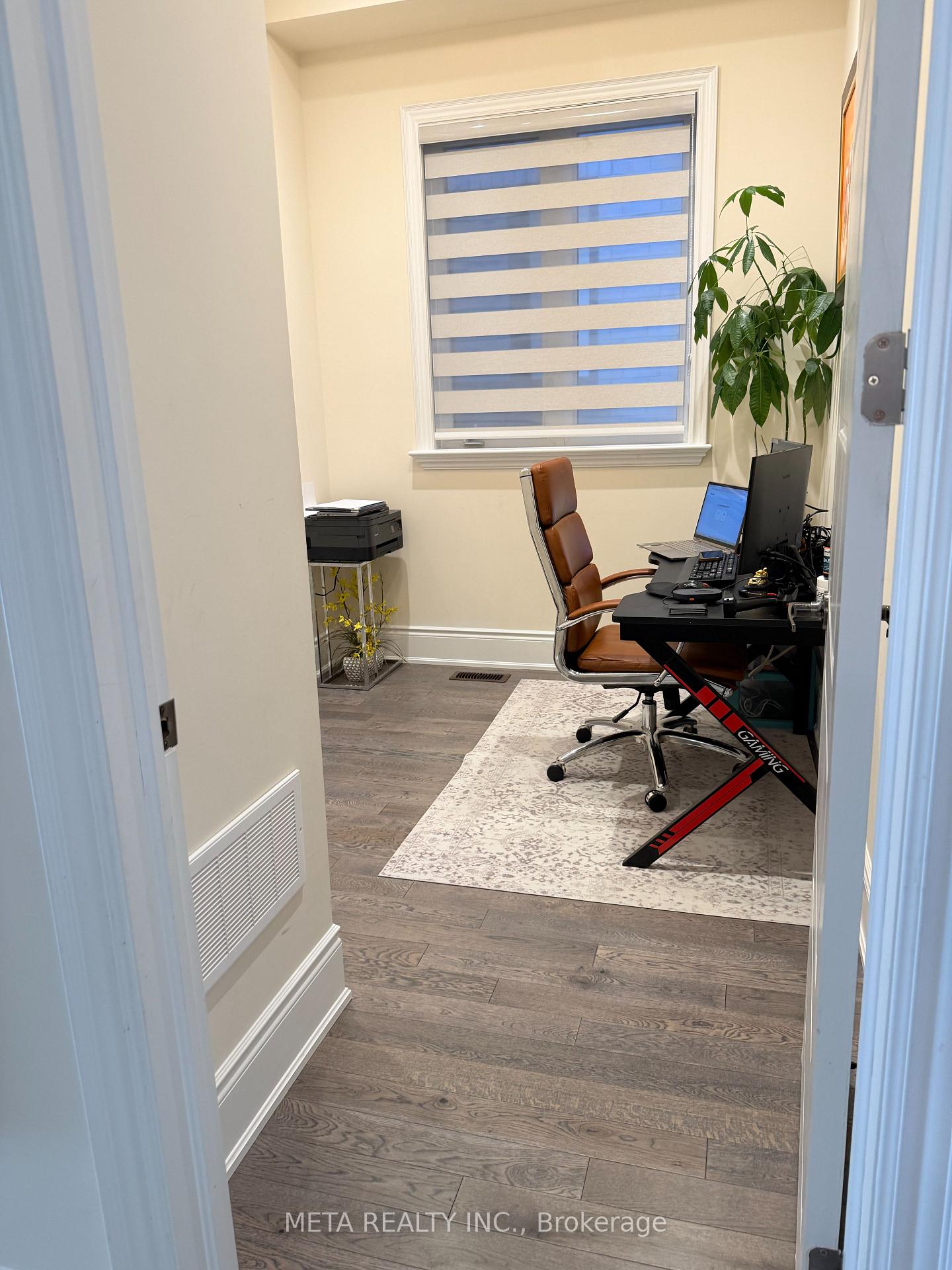 Photo 11 of 1246 Pondside Trail, Oakville, Glen Abbey — HOMEH