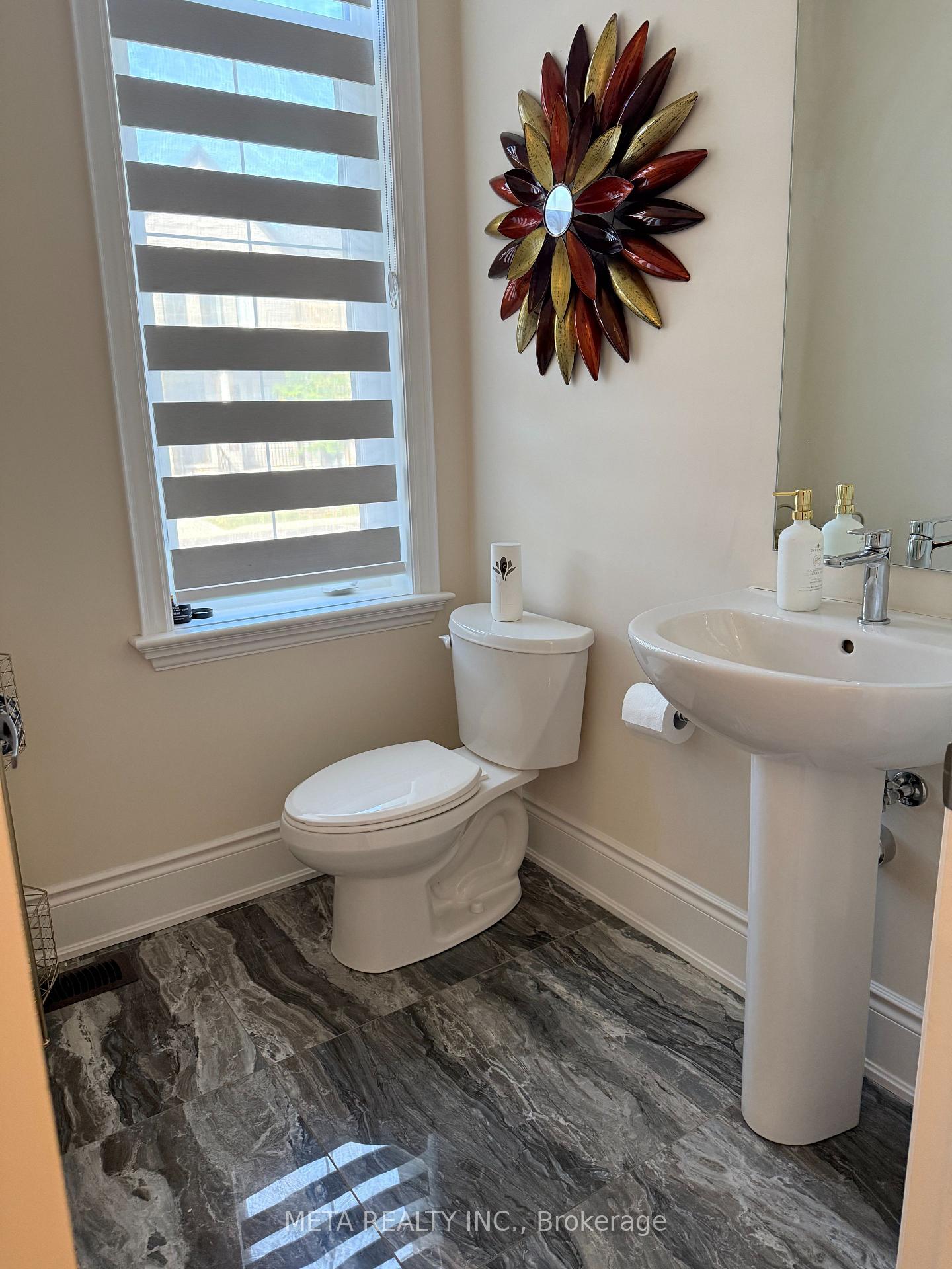 Photo 12 of 1246 Pondside Trail, Oakville, Glen Abbey — HOMEH