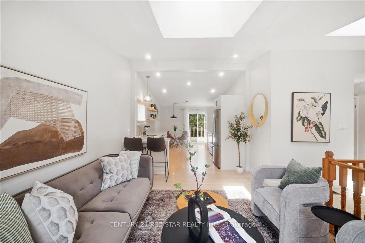Photo 9 of 475 Forfar Street E, Centre Wellington, Fergus — HOMEH