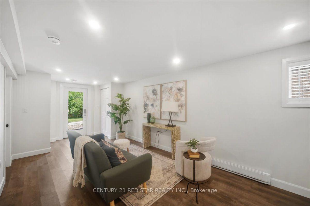 Photo 21 of 475 Forfar Street E, Centre Wellington, Fergus — HOMEH