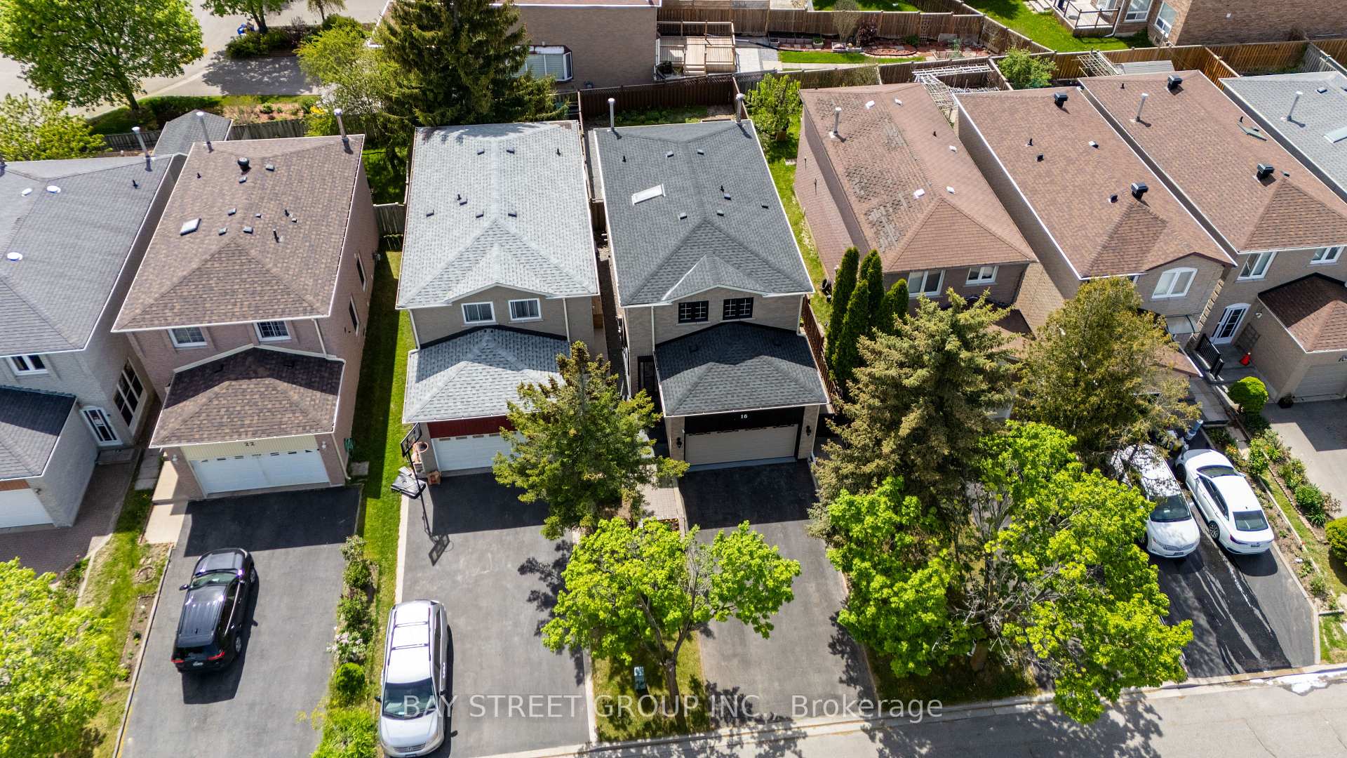 Photo 3 of 16 Chase Court, Markham, Milliken Mills East — HOMEH